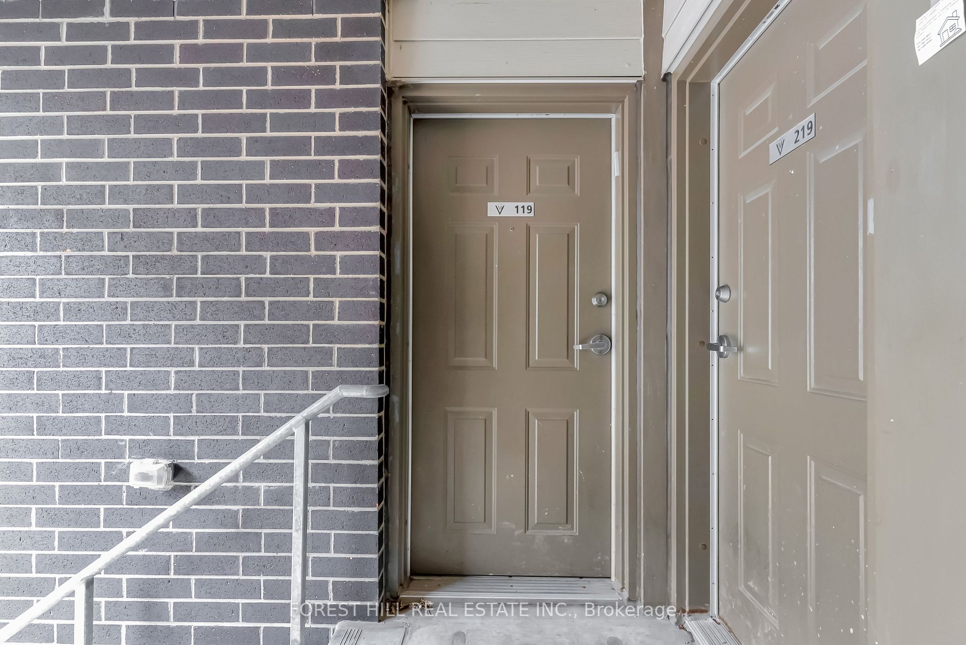 338 Albert Street #119