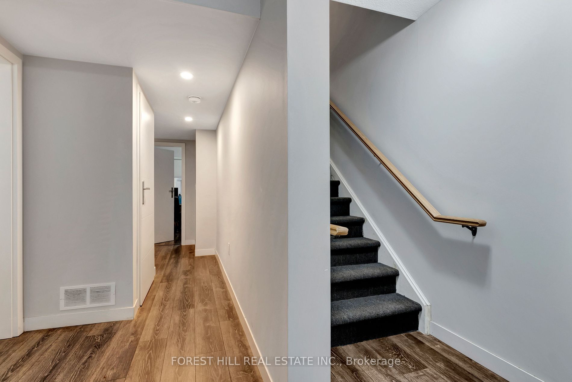 338 Albert Street #119
