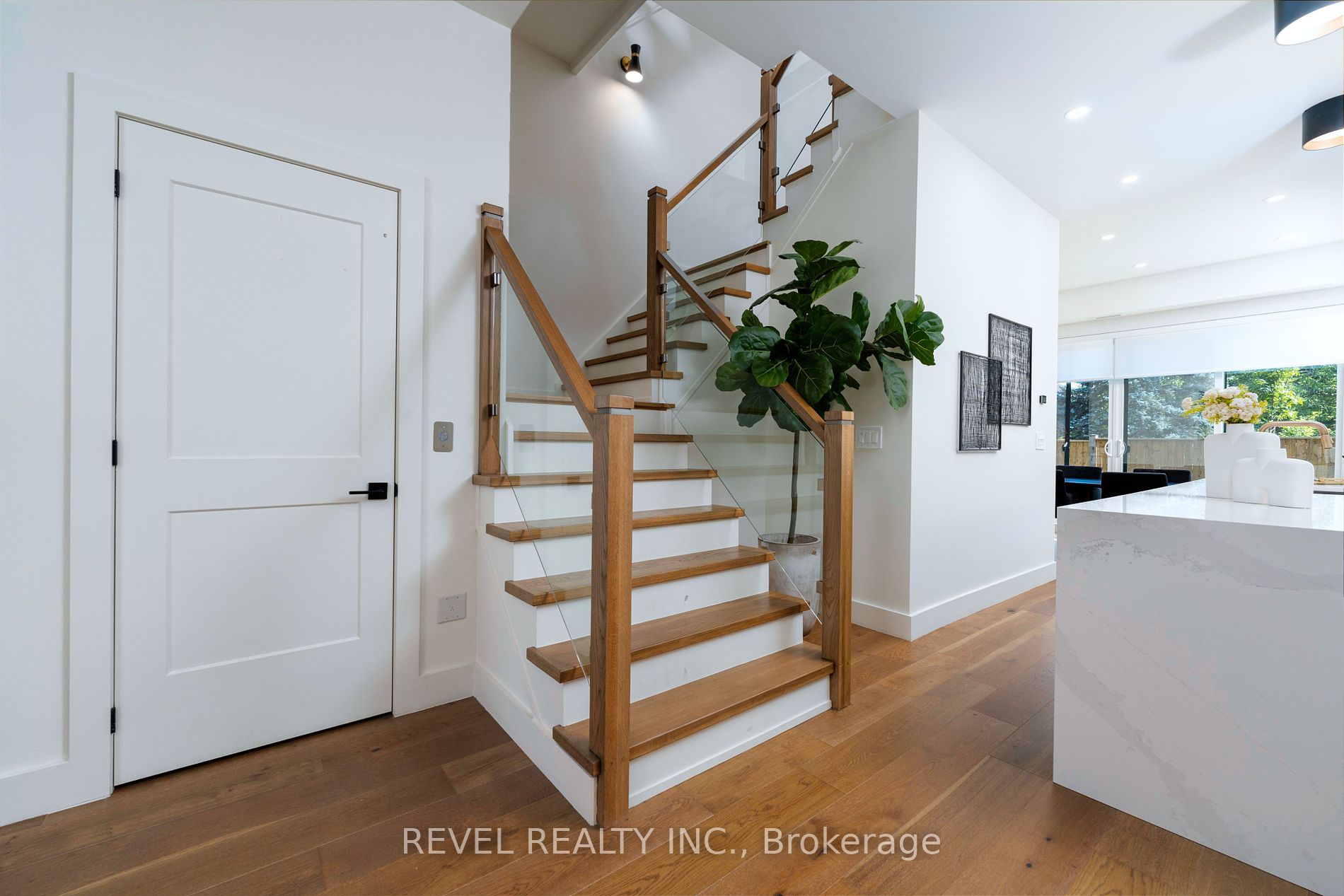 1397 York Road #10