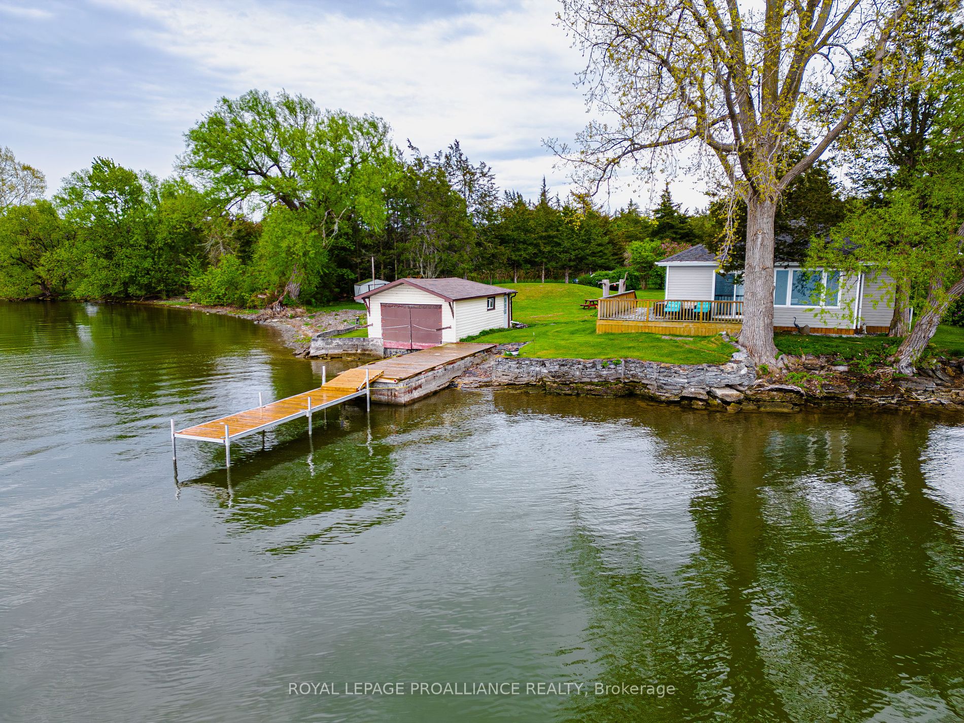 541G South Shore Road