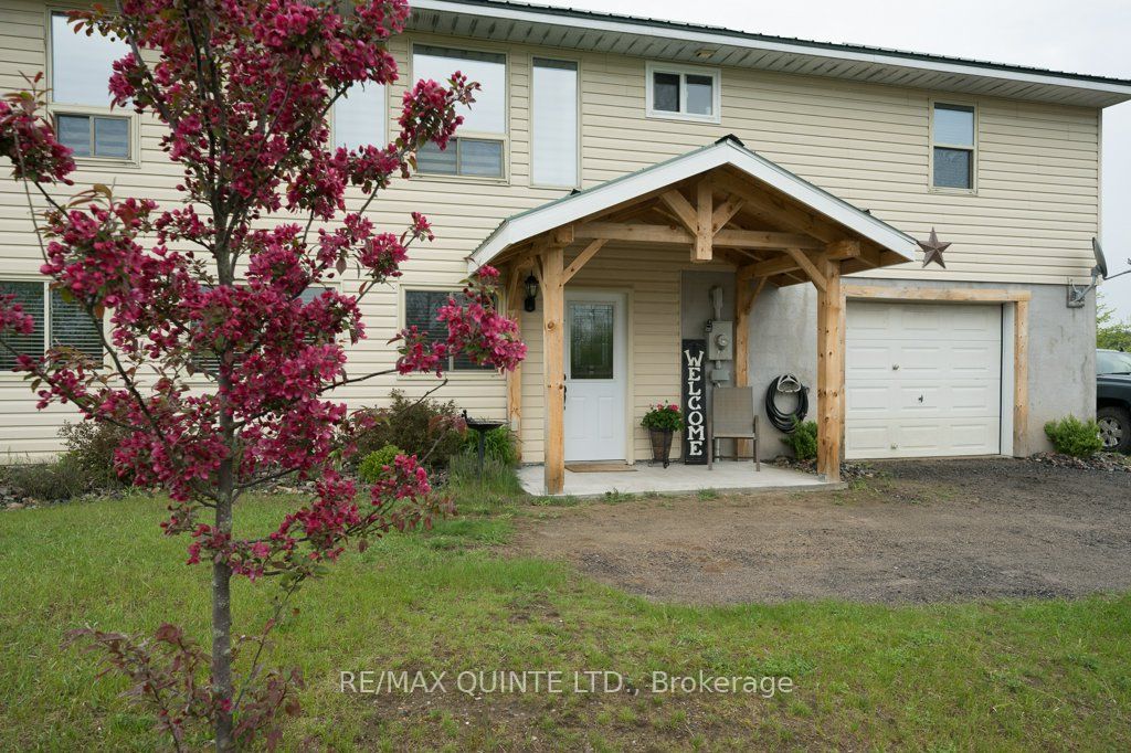 180 Skootamatta Lane