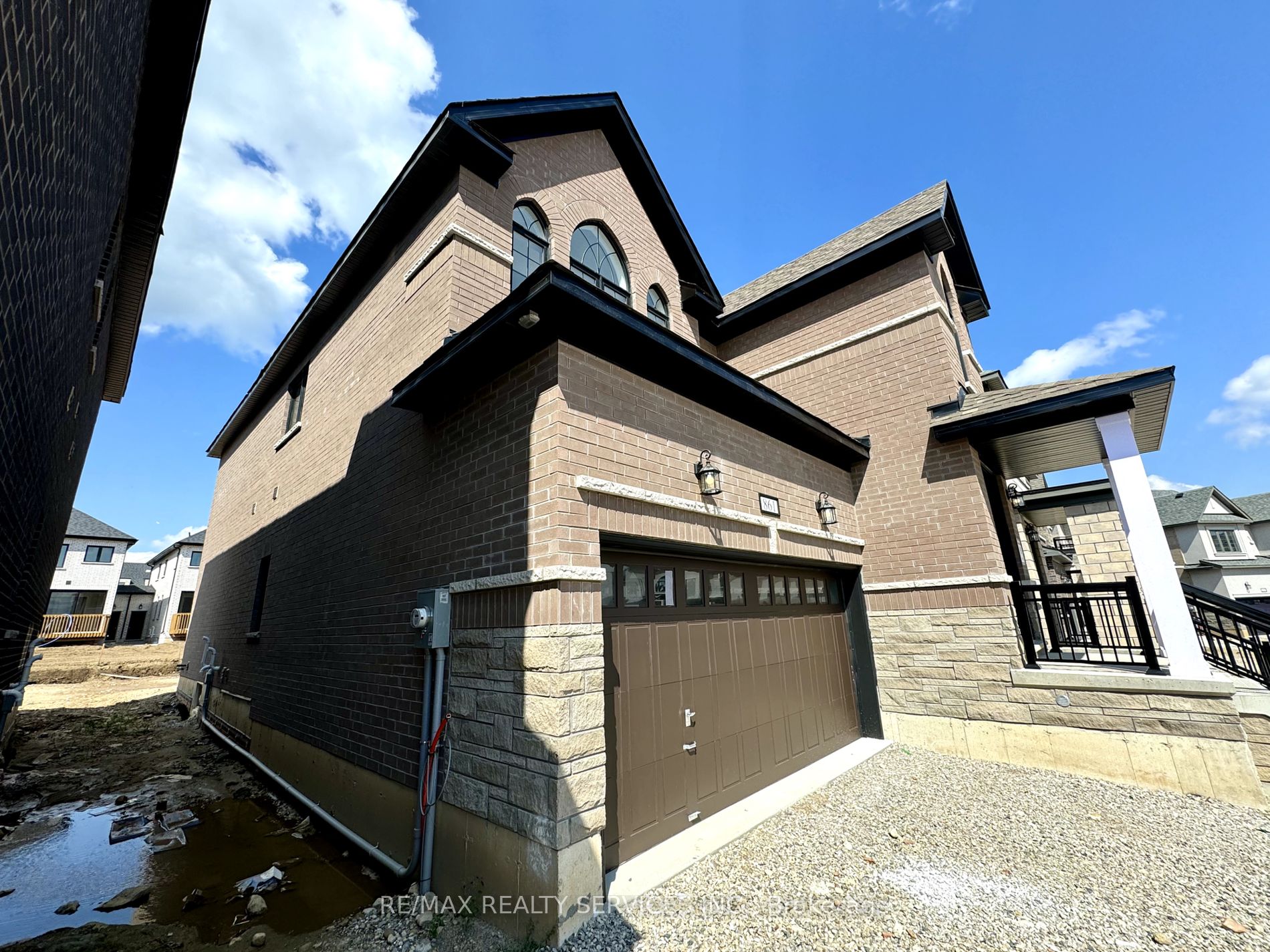 861 Knights Lane