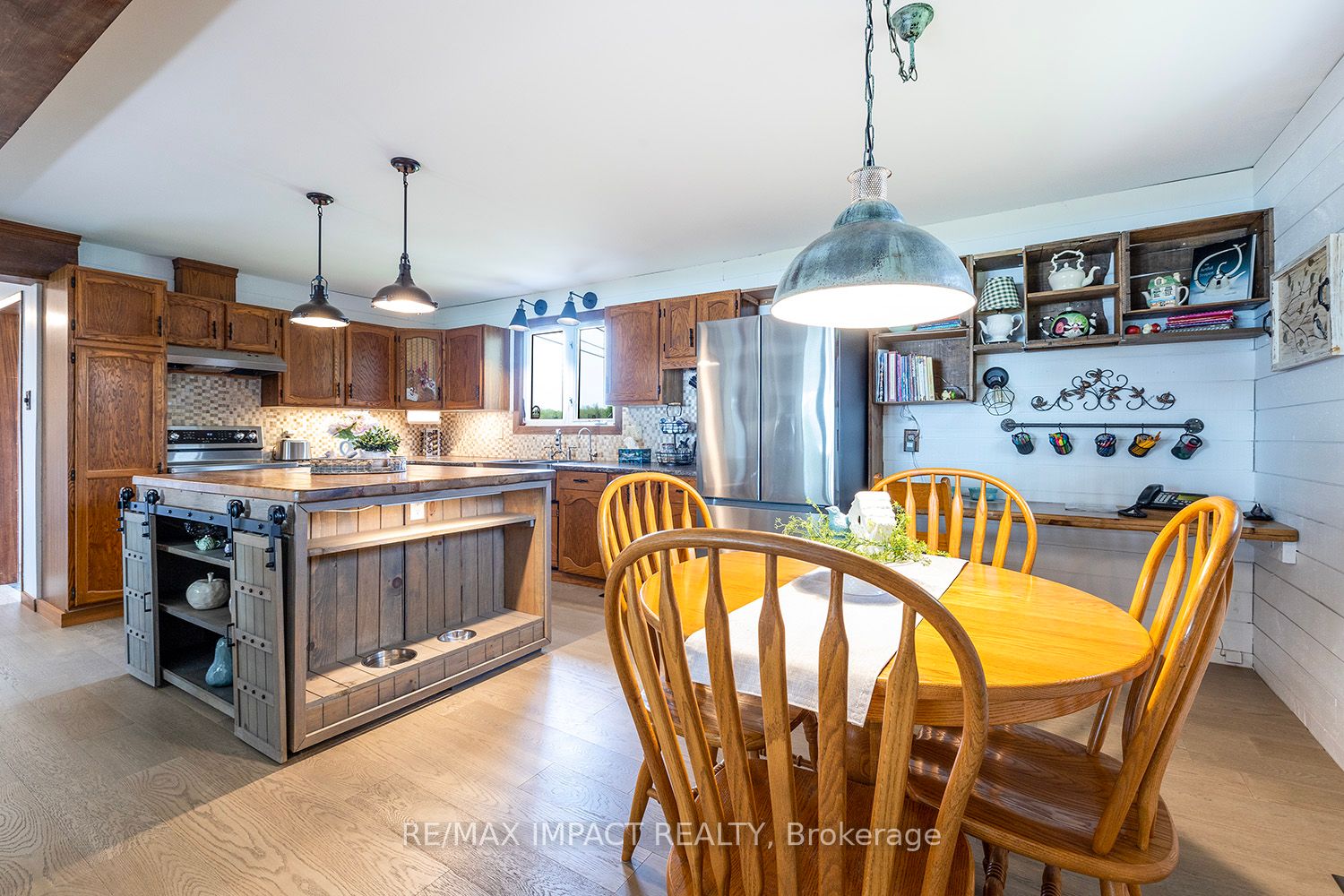 32 Totten Drive