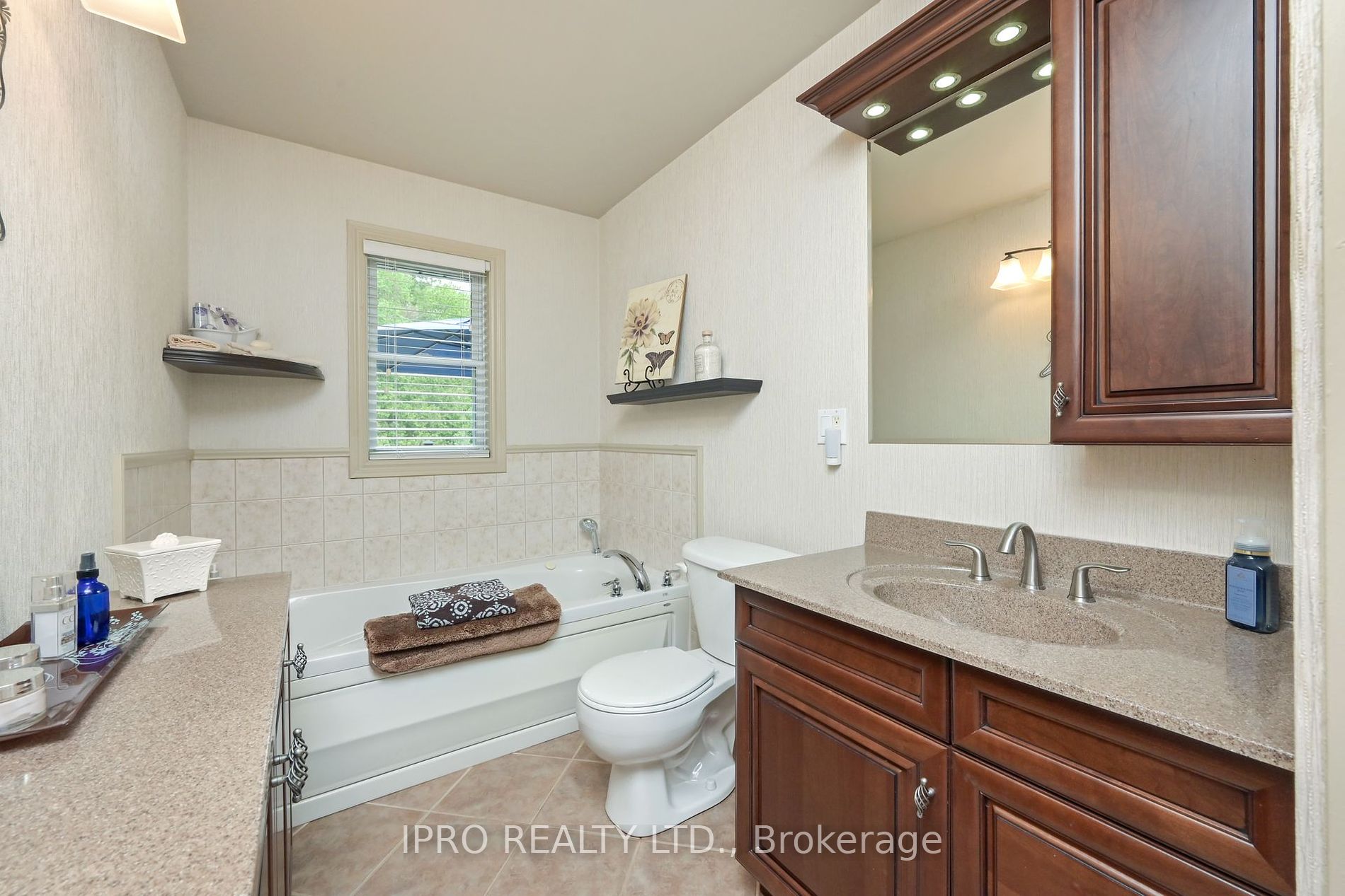 5511 County Rd 10