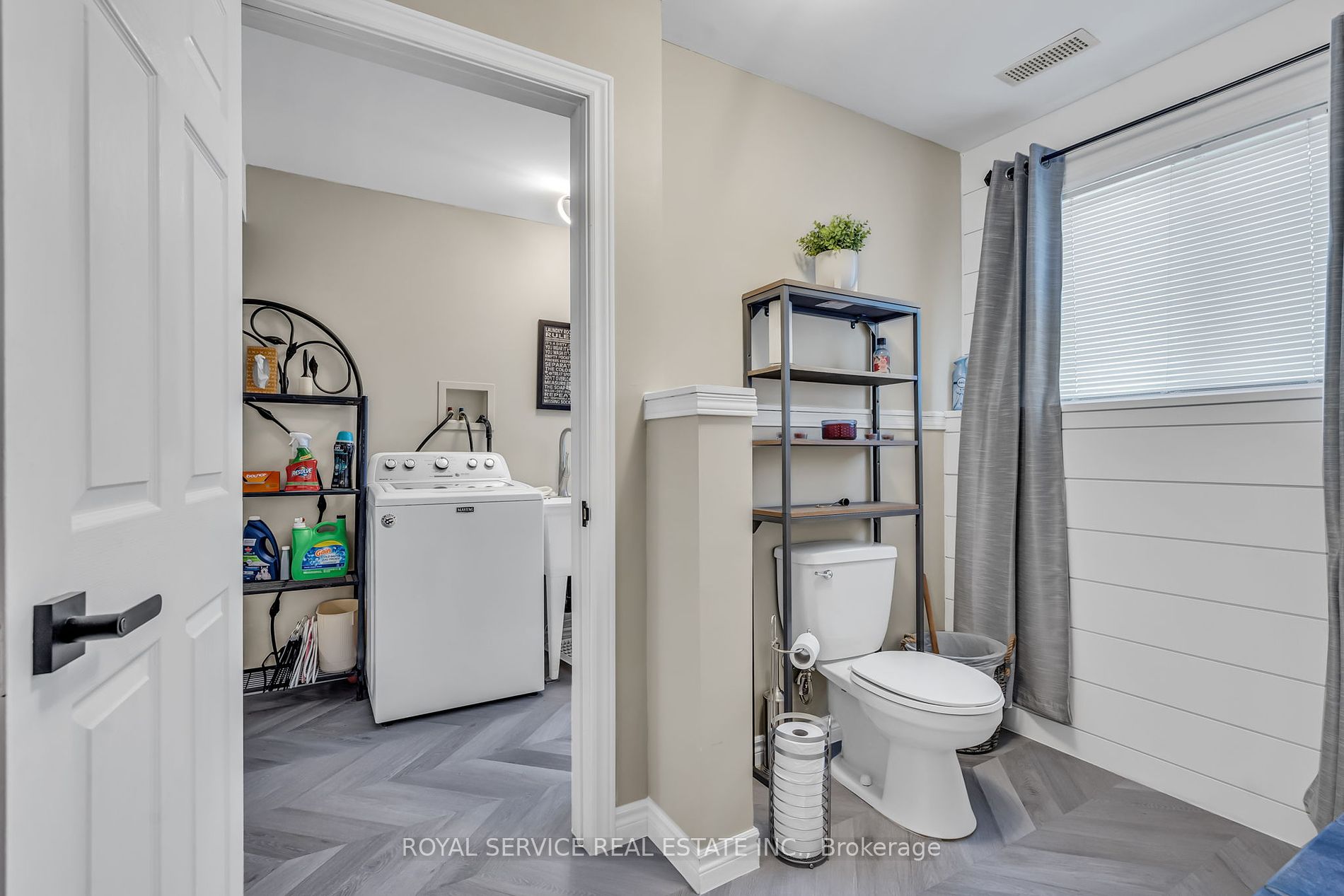 96 Fraser Dr