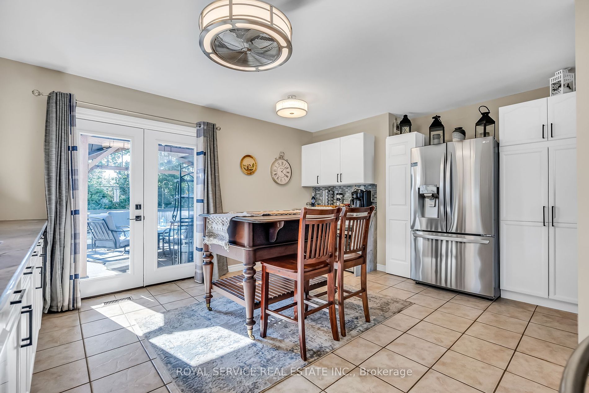 96 Fraser Dr