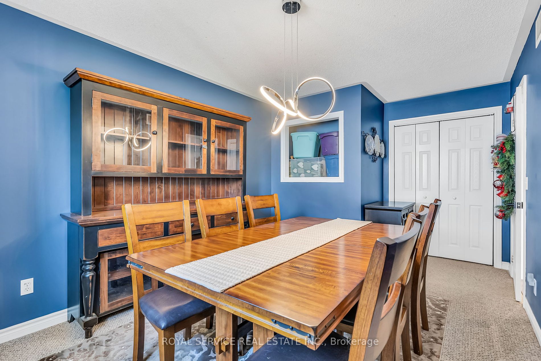 96 Fraser Dr