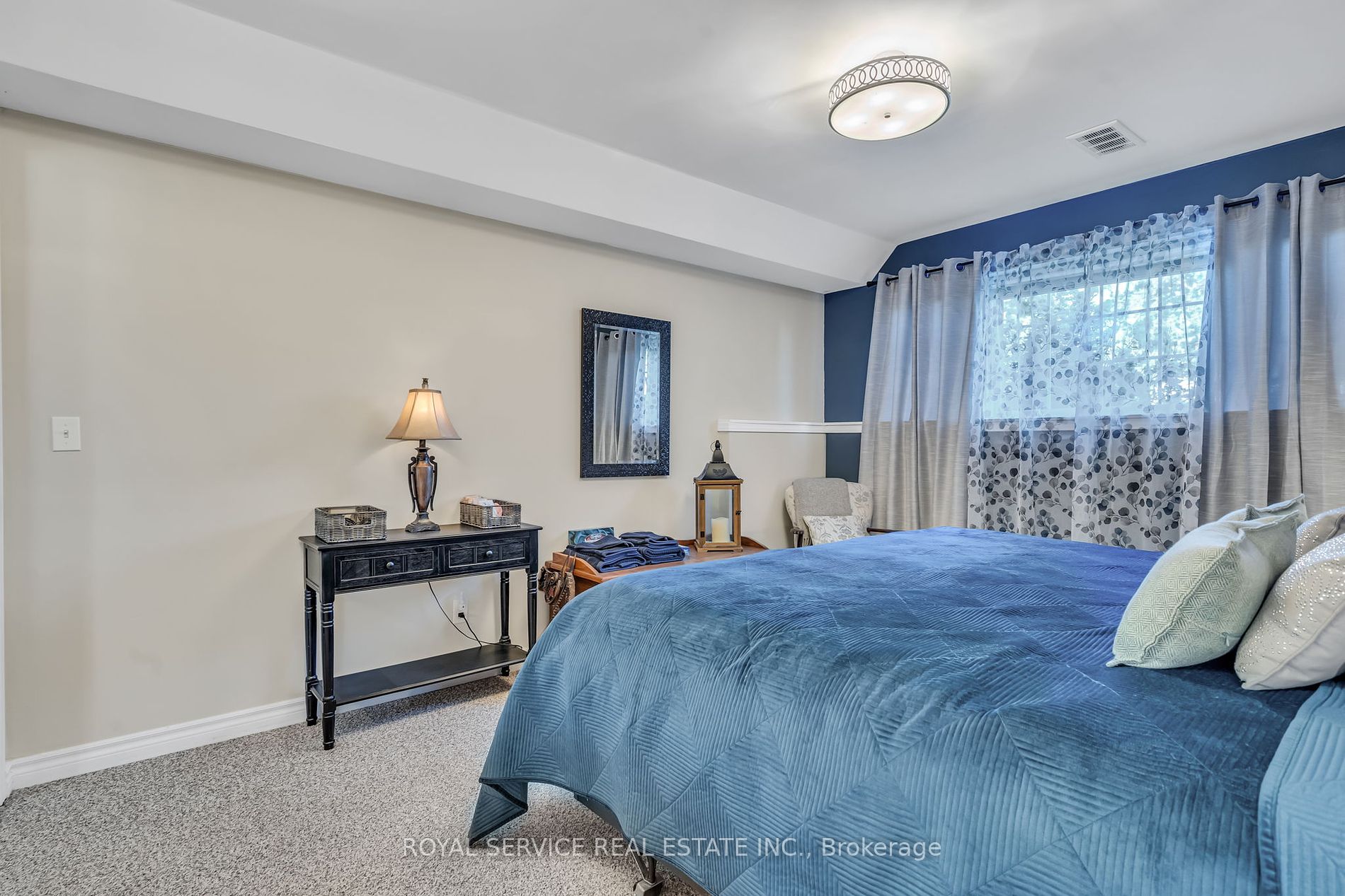 96 Fraser Dr