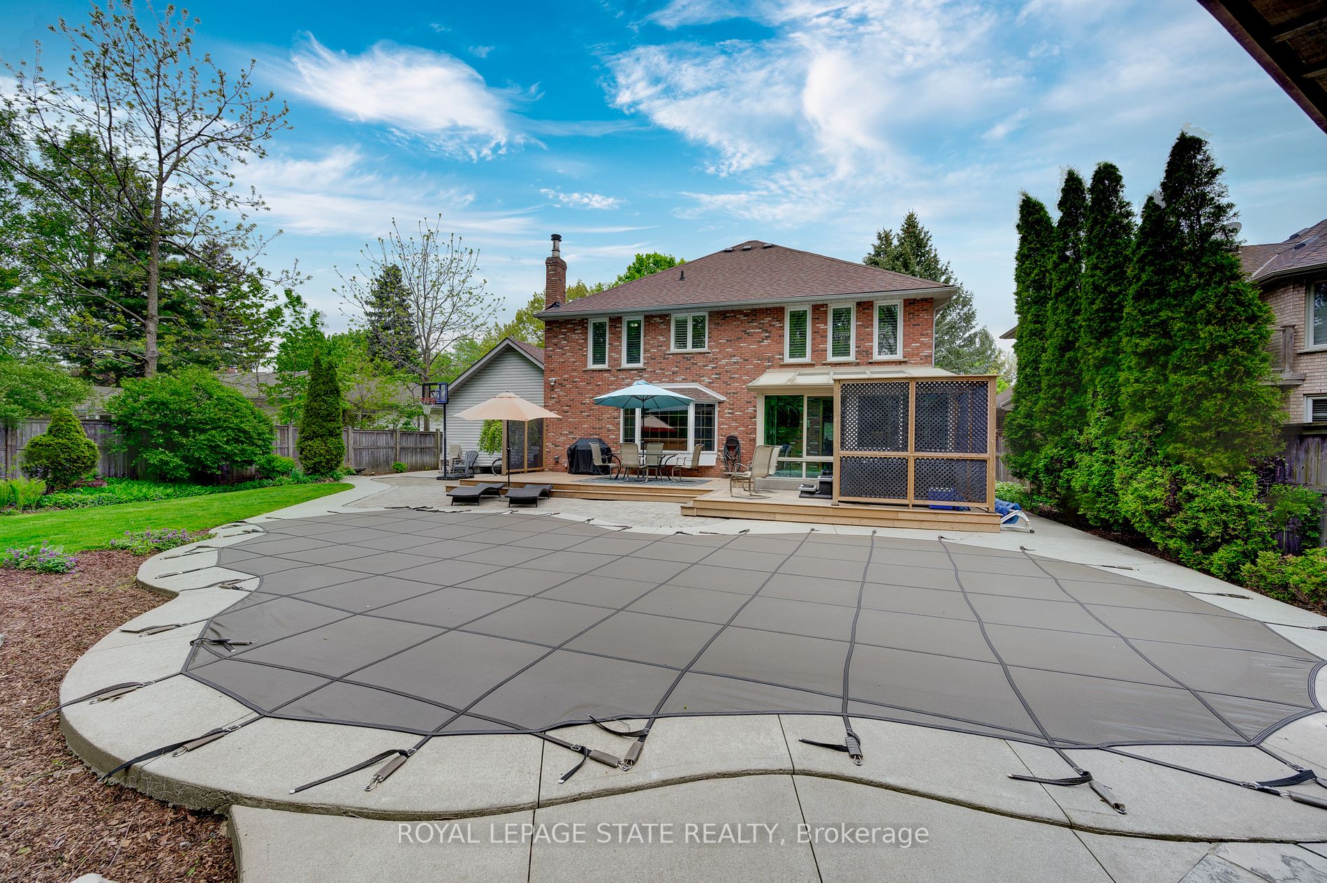 110 Garden Ave