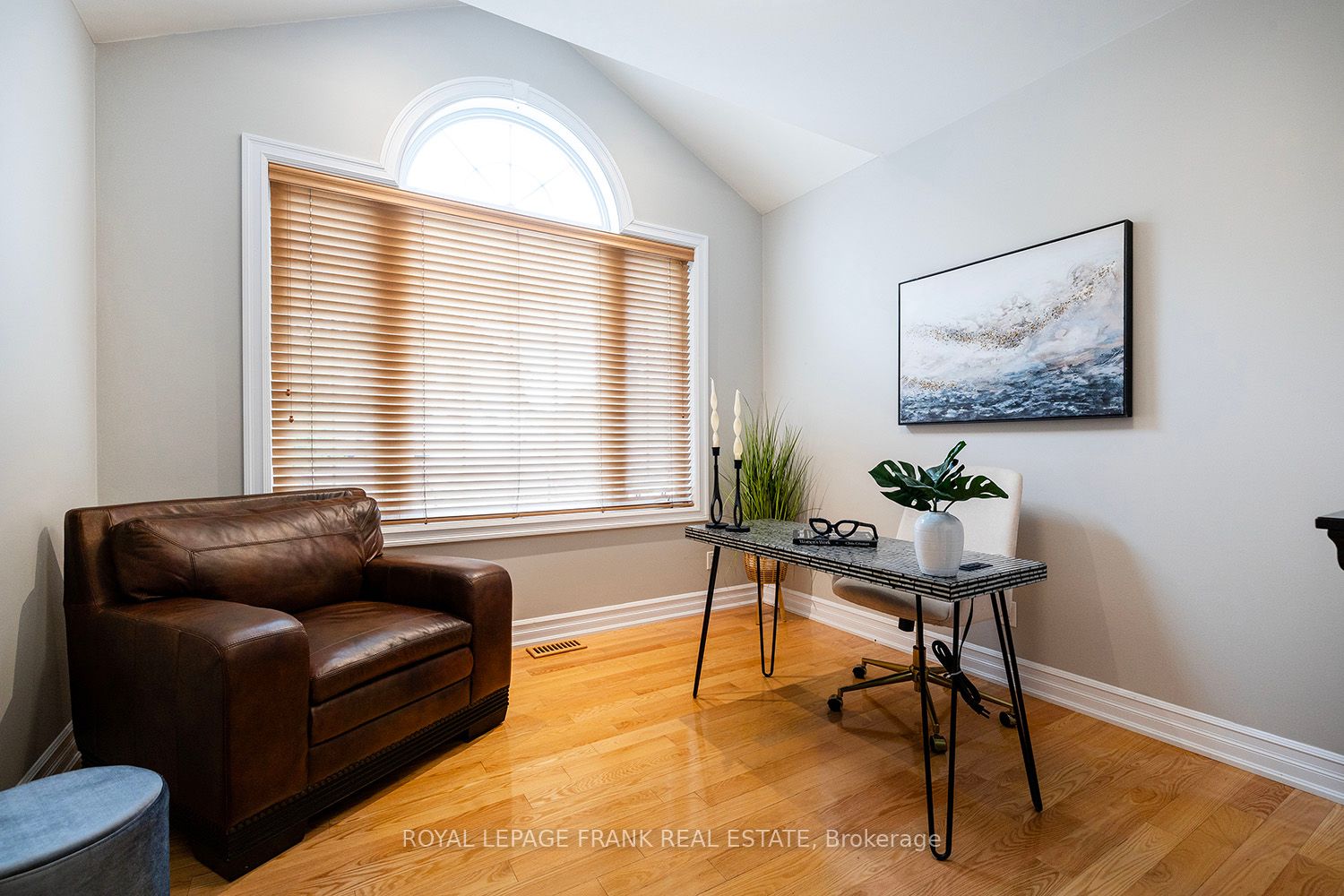 24 Gilson Point Place