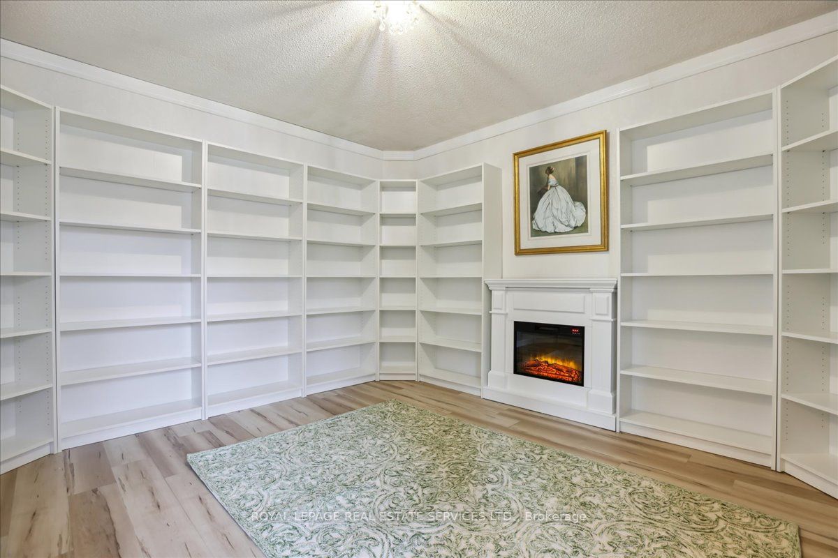 22 Daffodil Crescent
