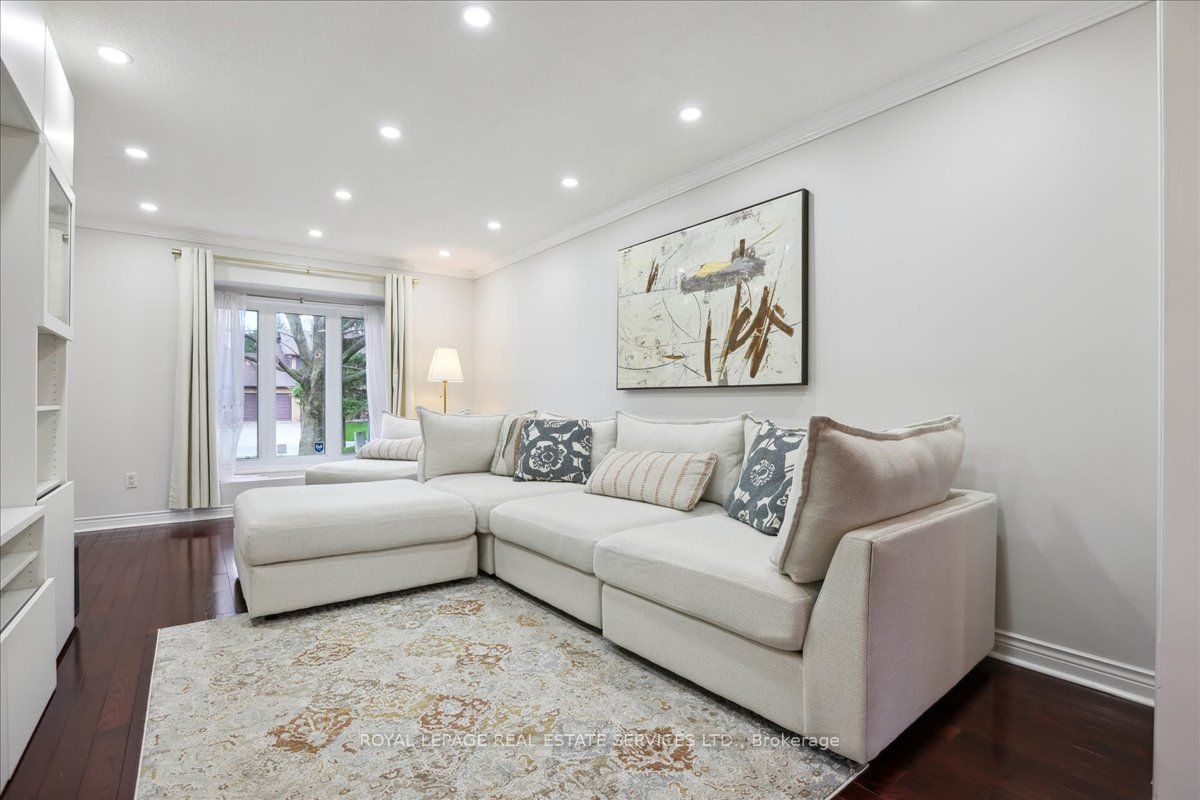 22 Daffodil Crescent