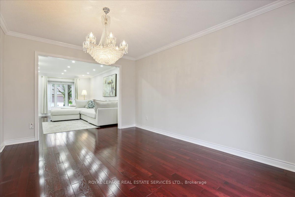 22 Daffodil Crescent