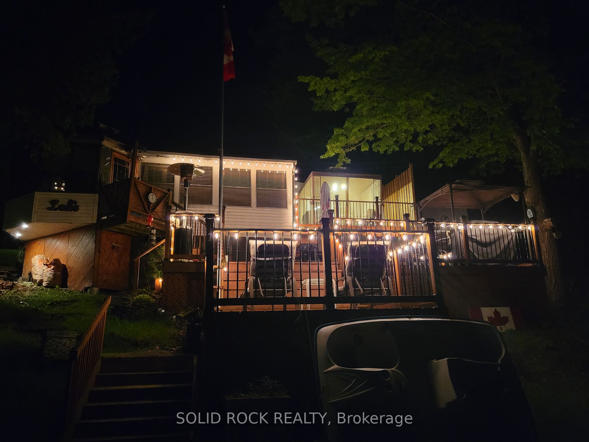 82 Canal Road