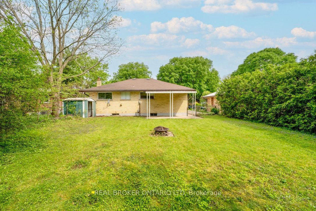 39 Trillium Crescent
