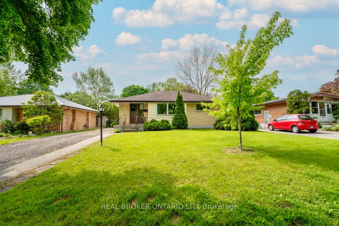 39 Trillium Crescent