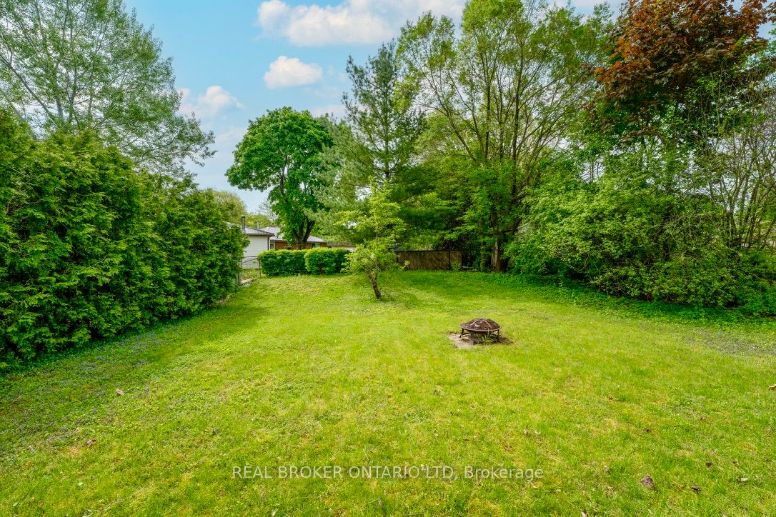 39 Trillium Crescent