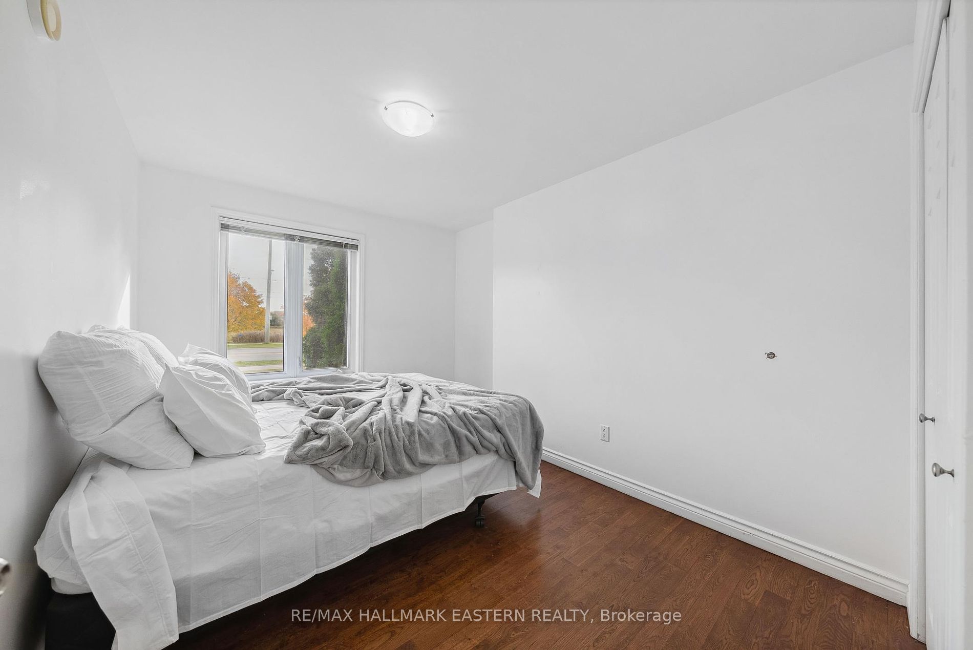1234 Parkhill Road W