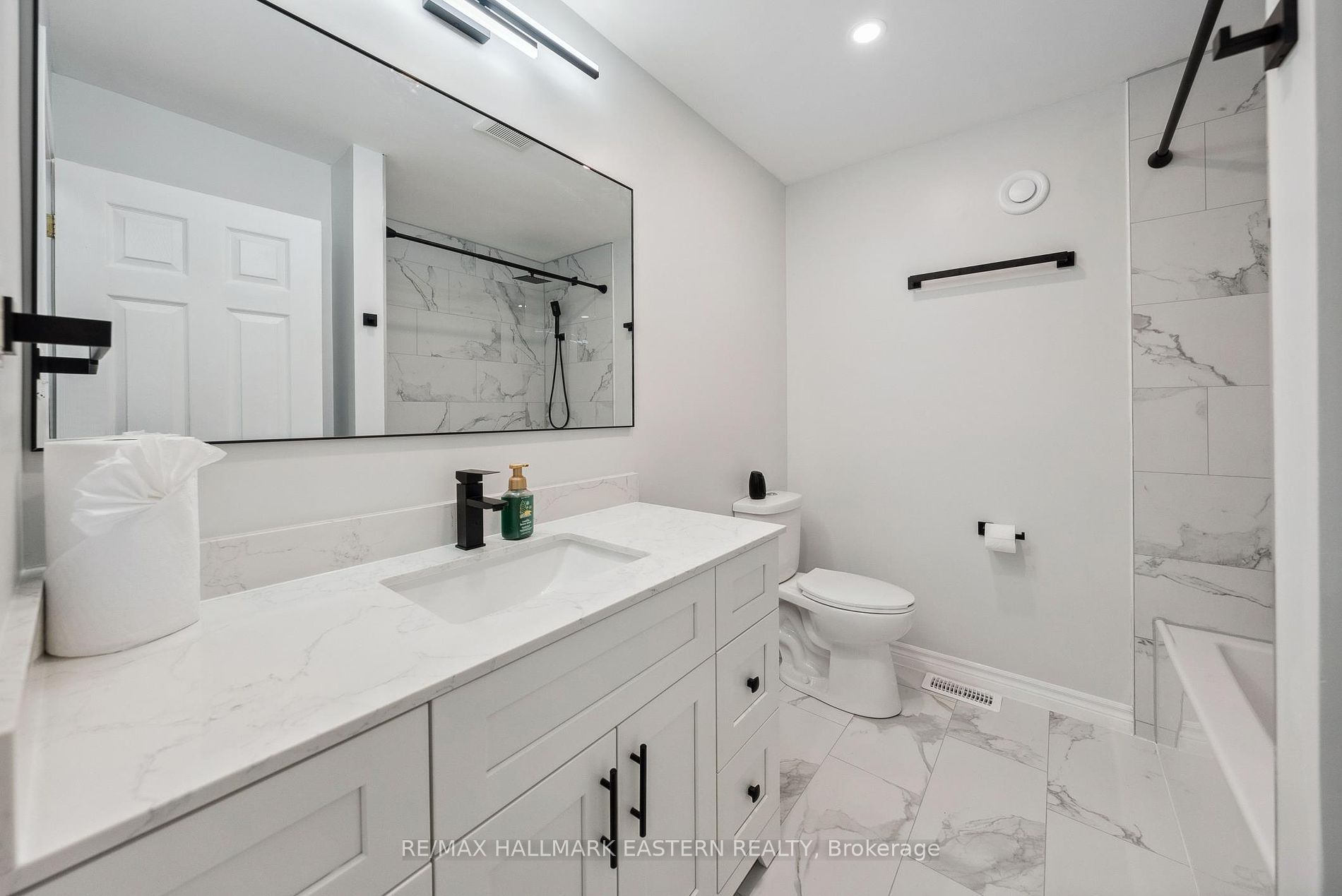 1234 Parkhill Road W