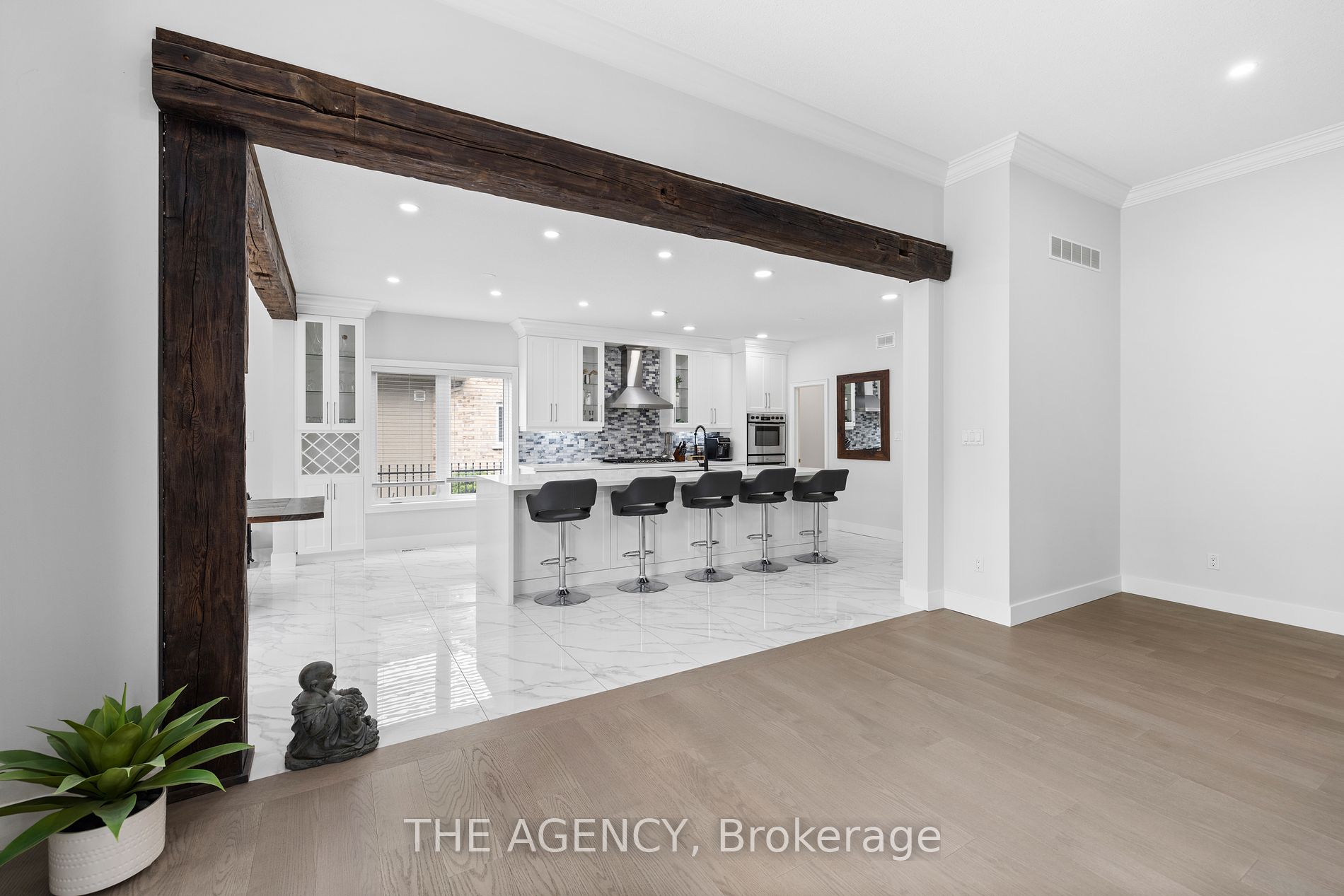 15 Pioneer Ridge Dr