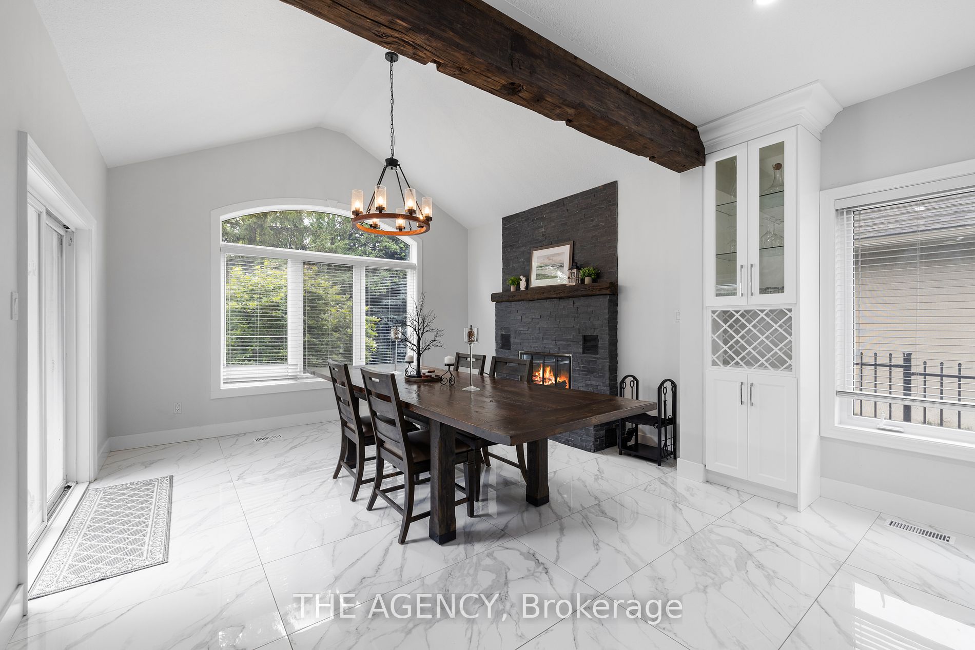 15 Pioneer Ridge Dr