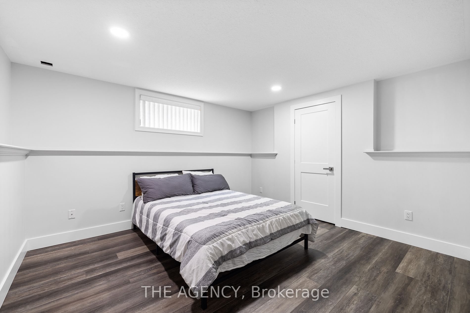 15 Pioneer Ridge Dr