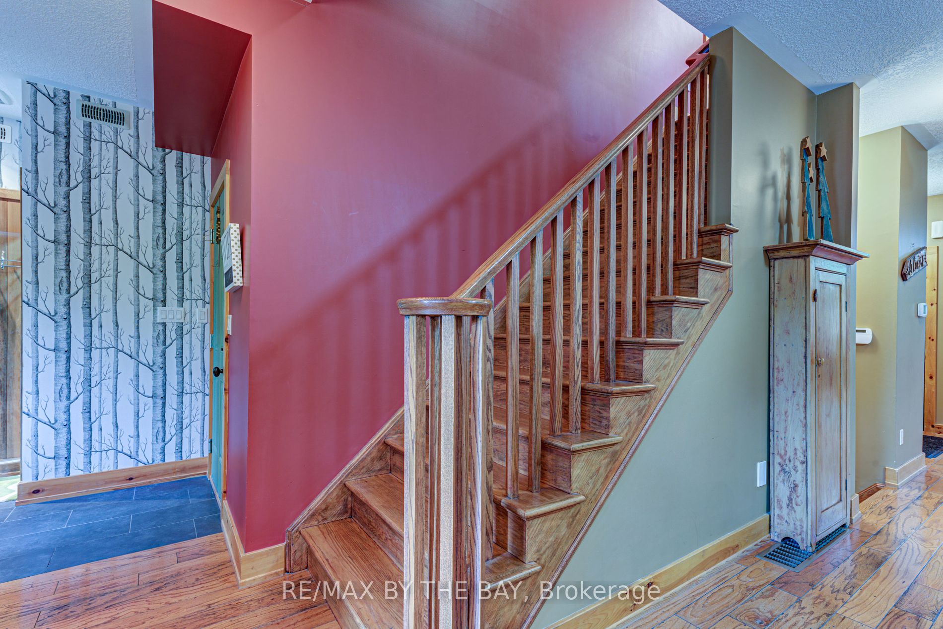 120 Venture Boulevard