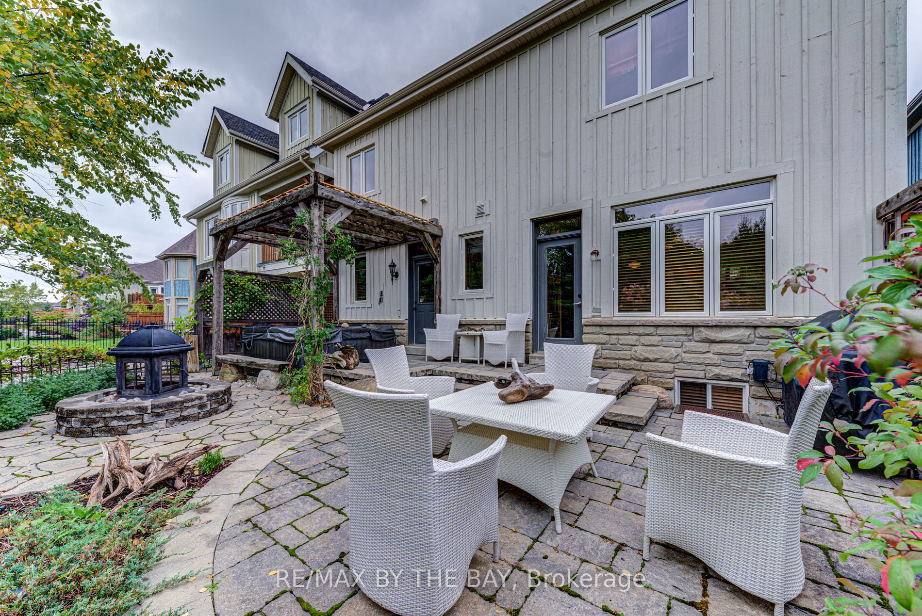 120 Venture Boulevard