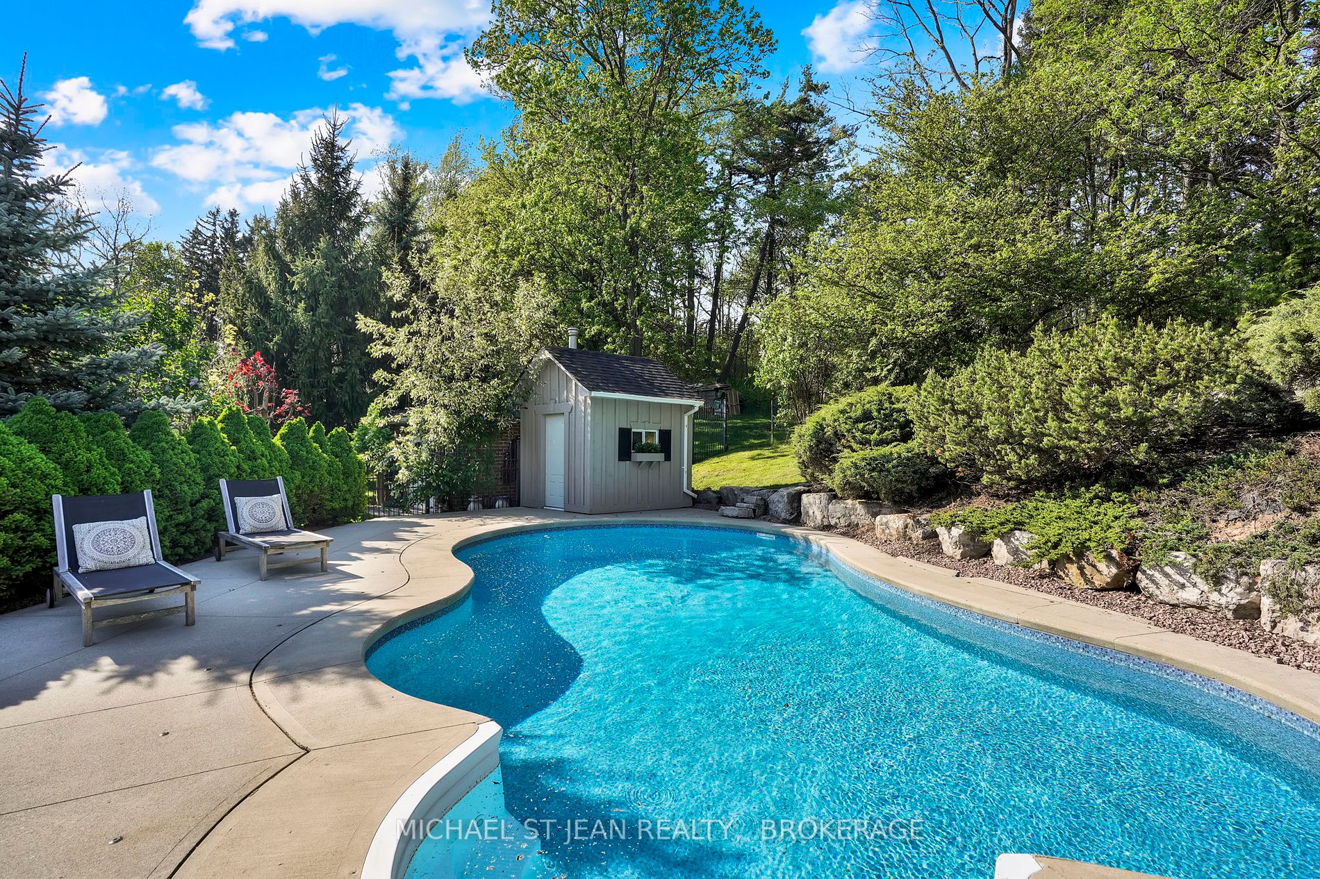 1019 Old Mohawk Rd
