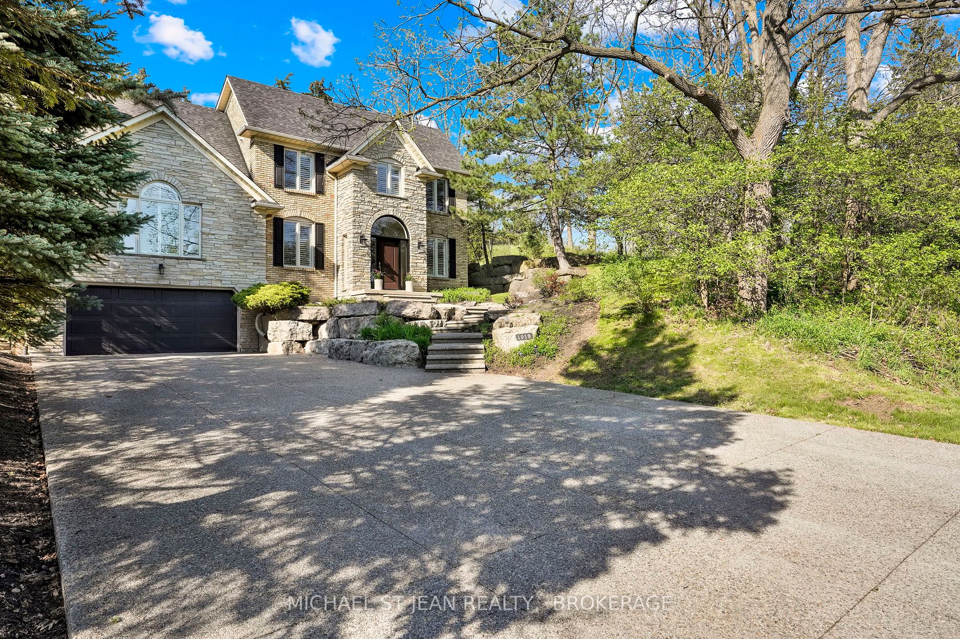 1019 Old Mohawk Rd
