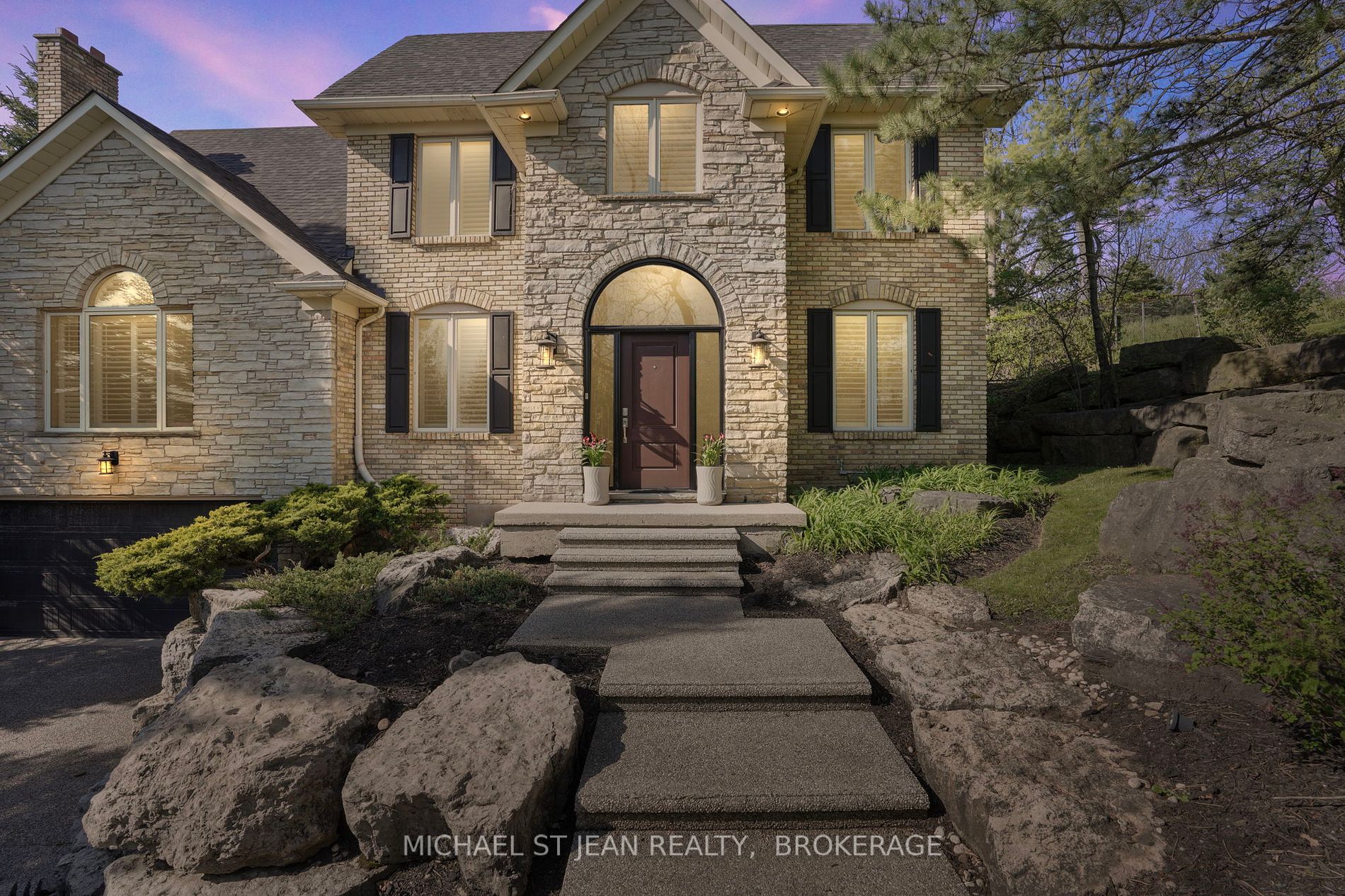 1019 Old Mohawk Rd