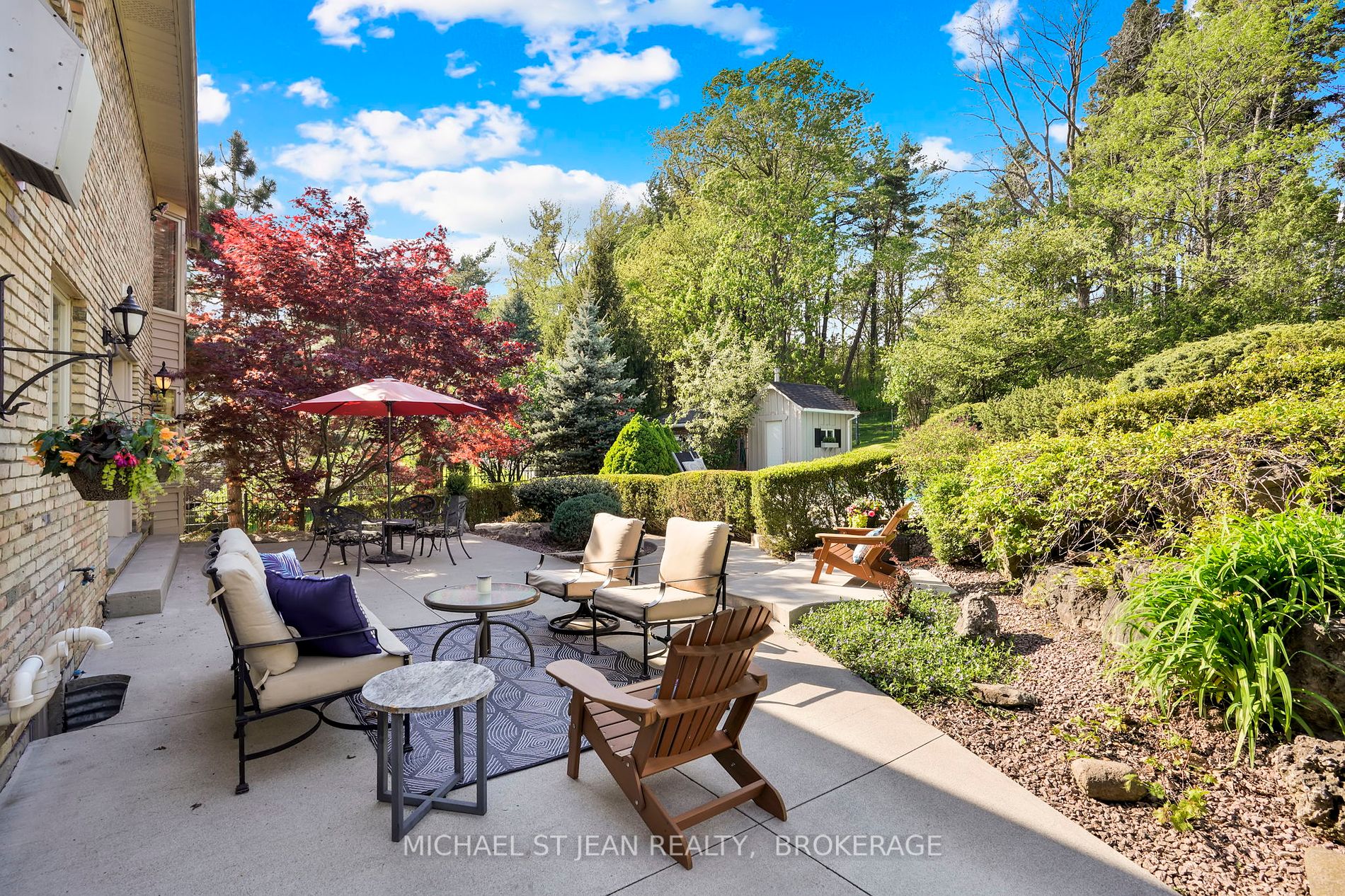 1019 Old Mohawk Rd