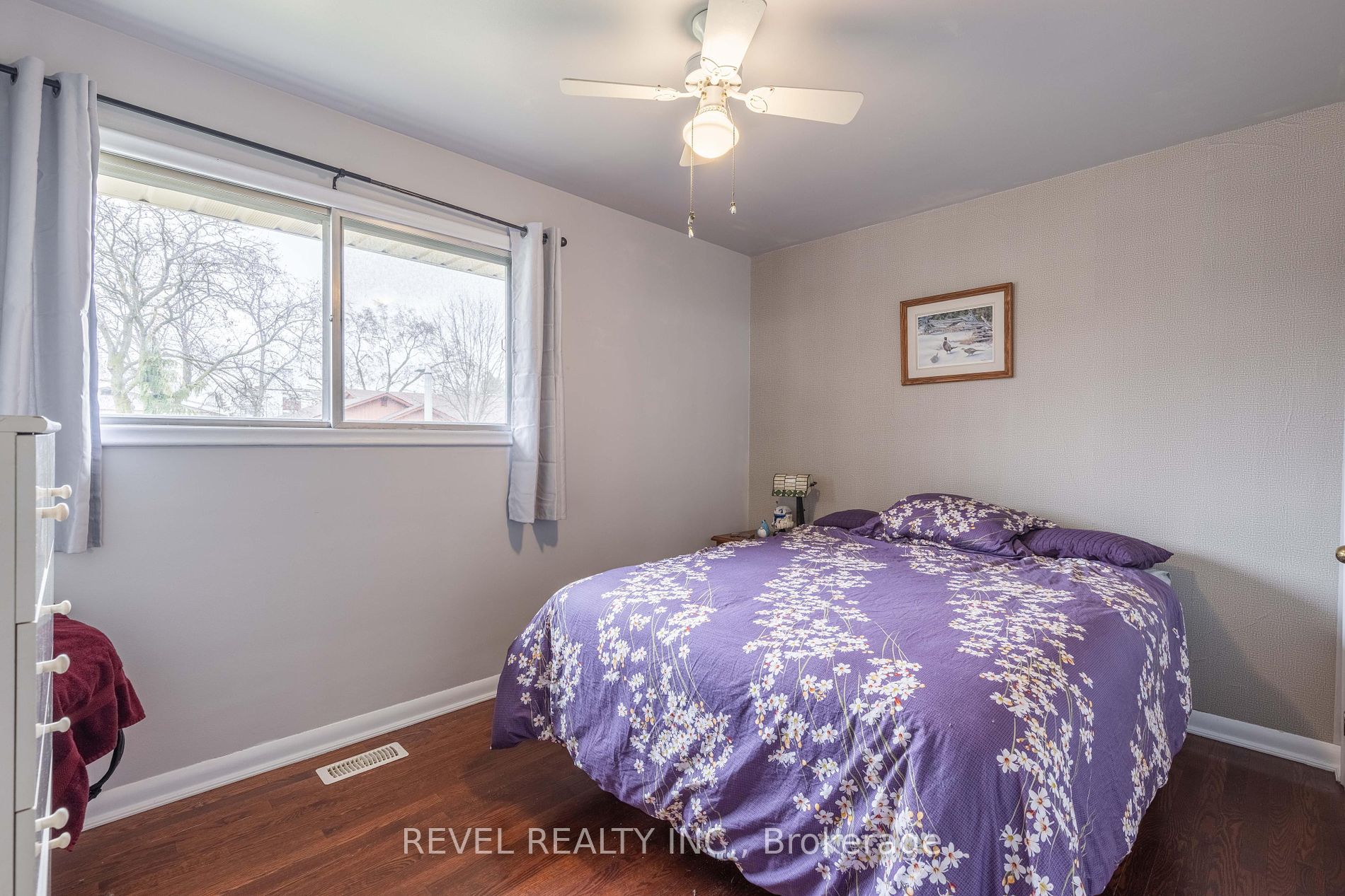 21 Westmount Crescent