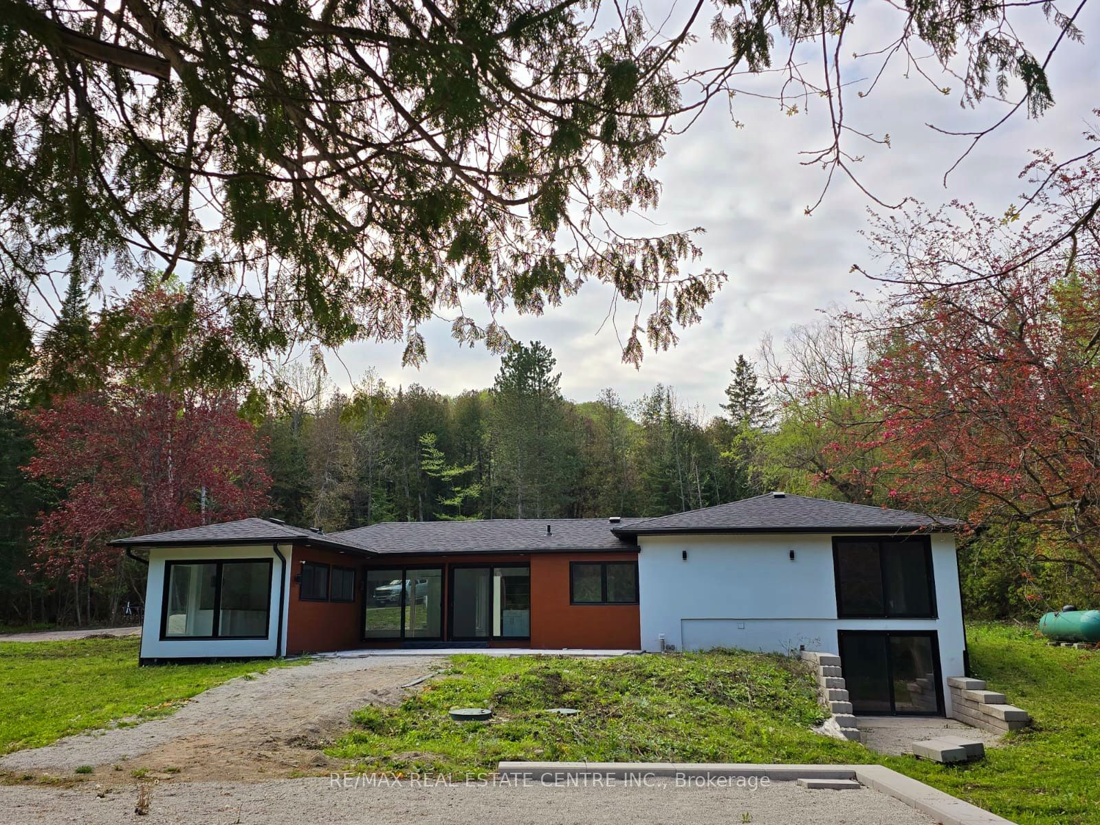 307246 Hockley Rd