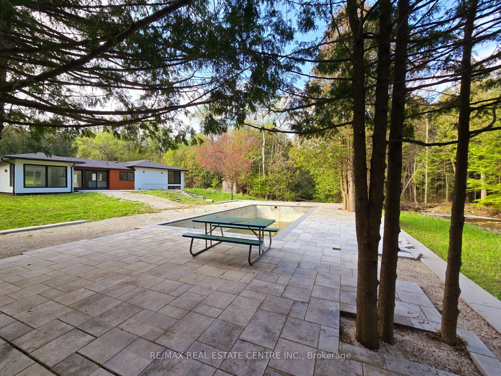 307246 Hockley Rd