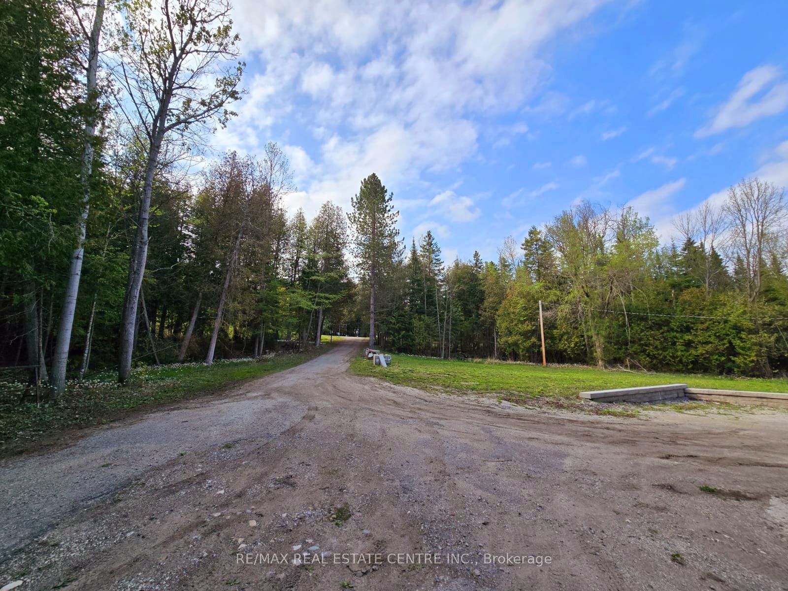 307246 Hockley Rd