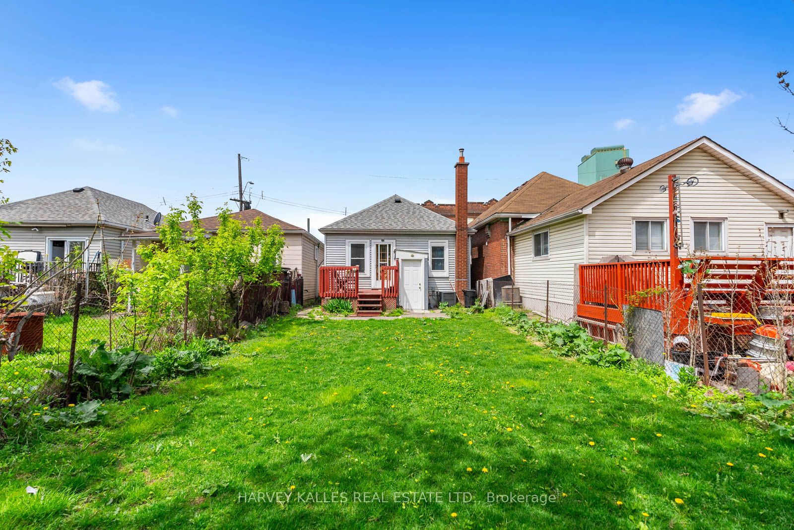 28 Agincourt Avenue