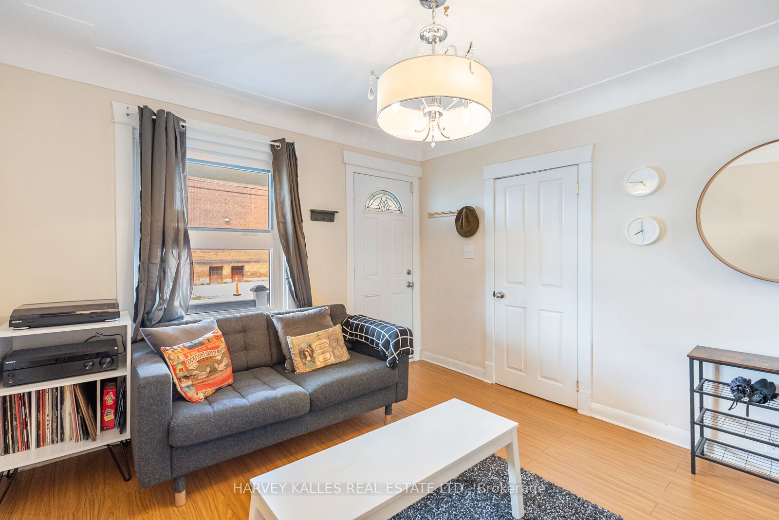 28 Agincourt Avenue