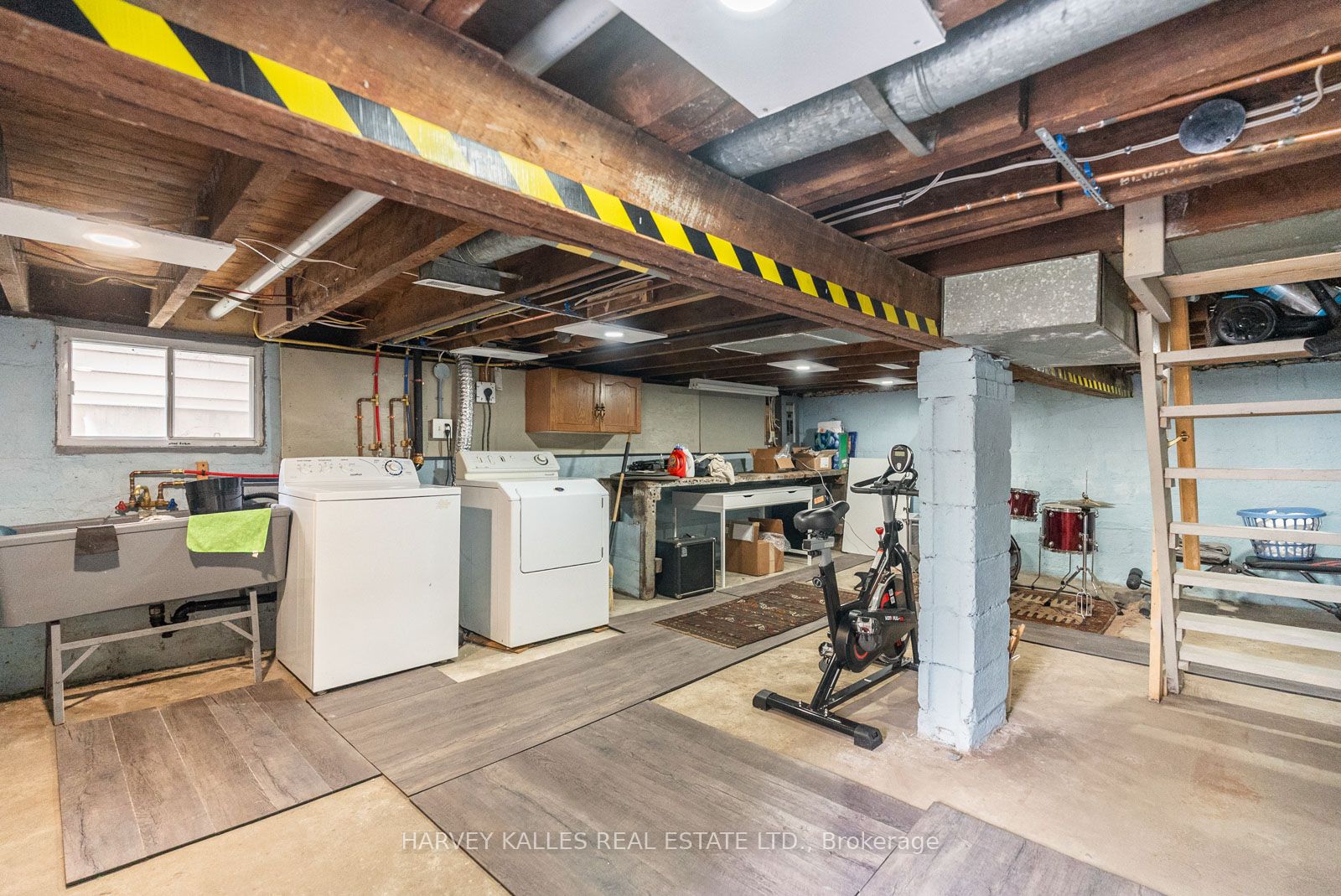 28 Agincourt Avenue