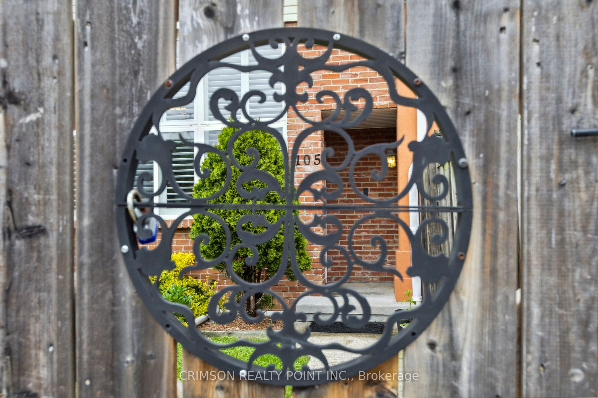 111 Grey Street #105