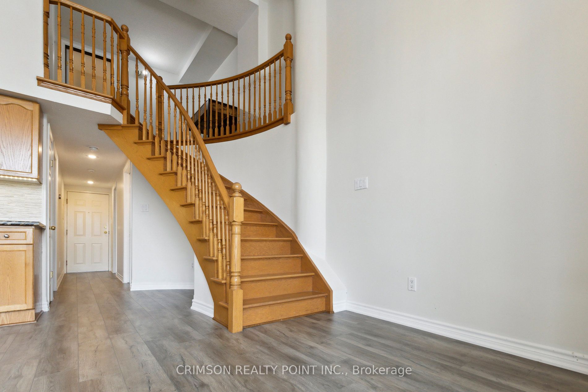 111 Grey Street #105