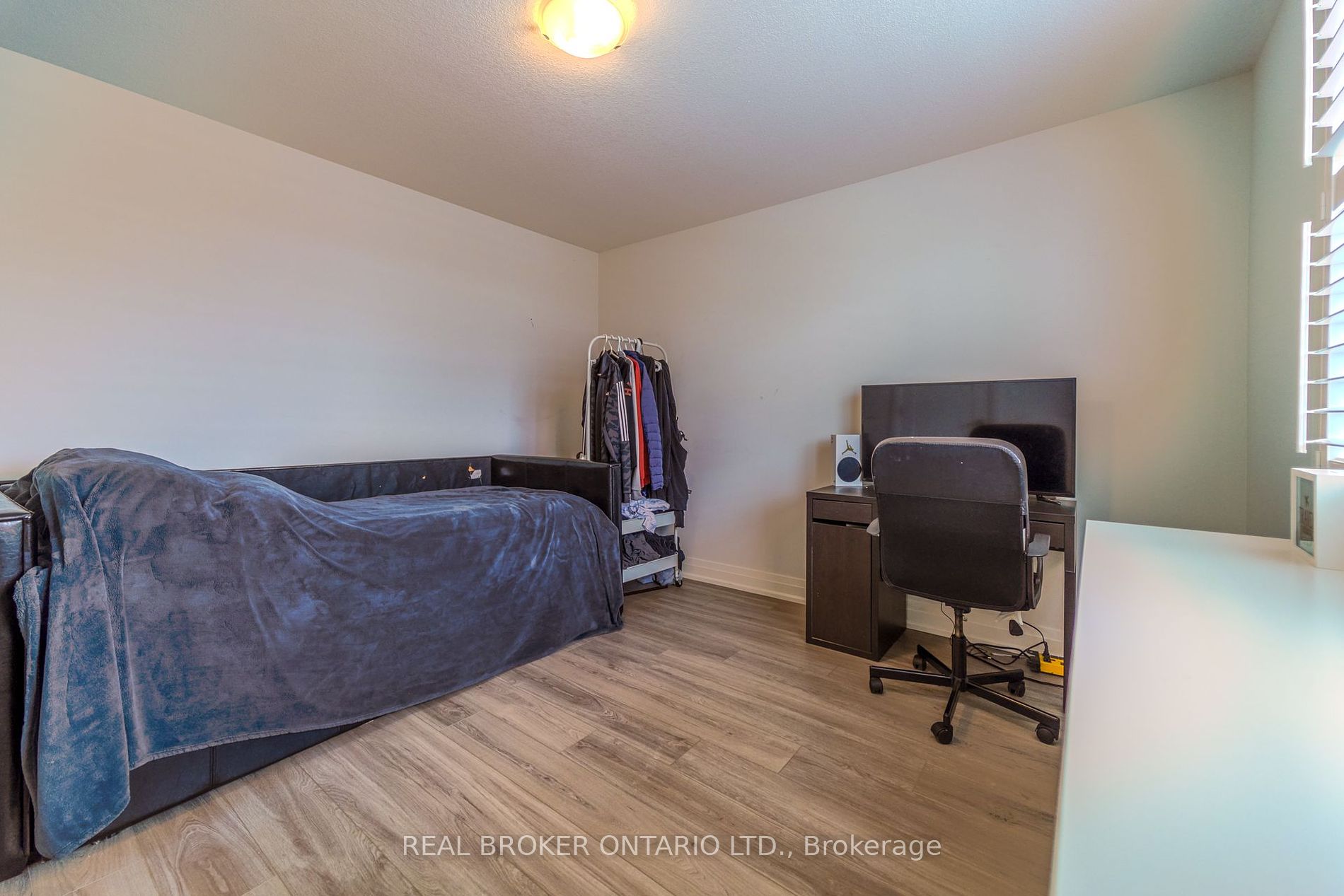 3293 Homestead Drive