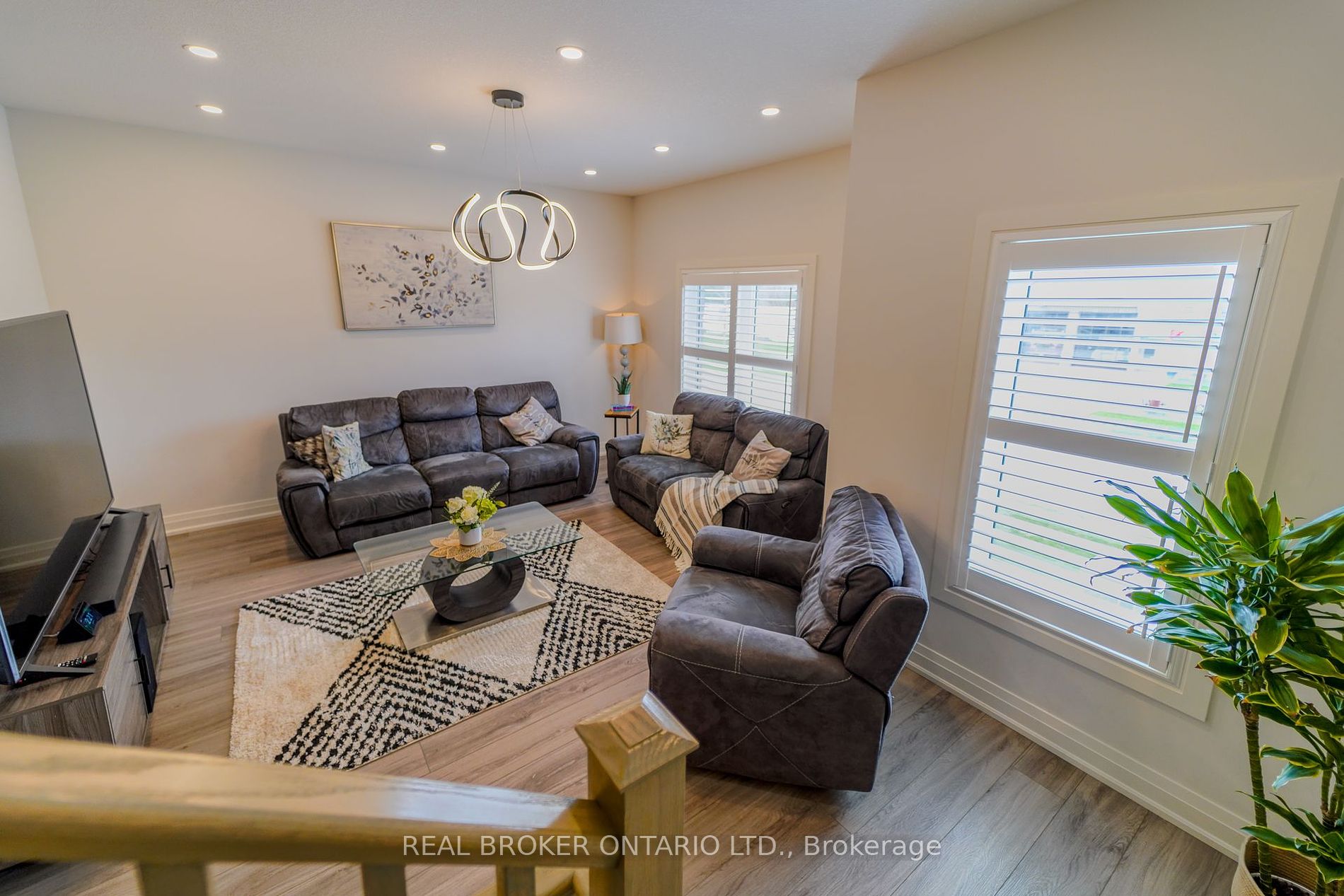 3293 Homestead Drive