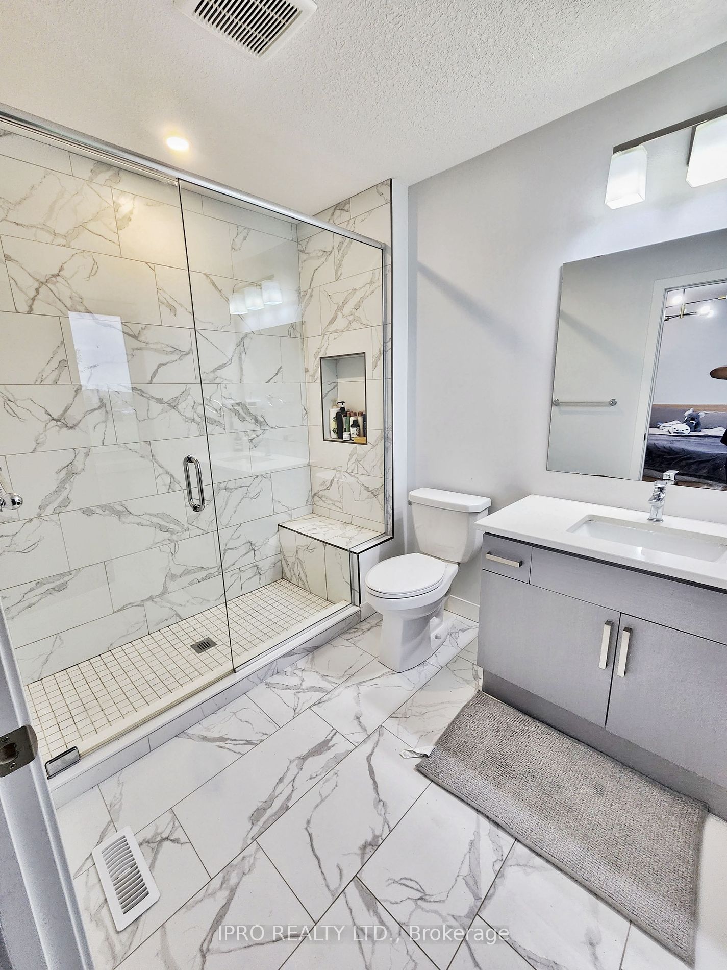 3380 Singleton Avenue #36