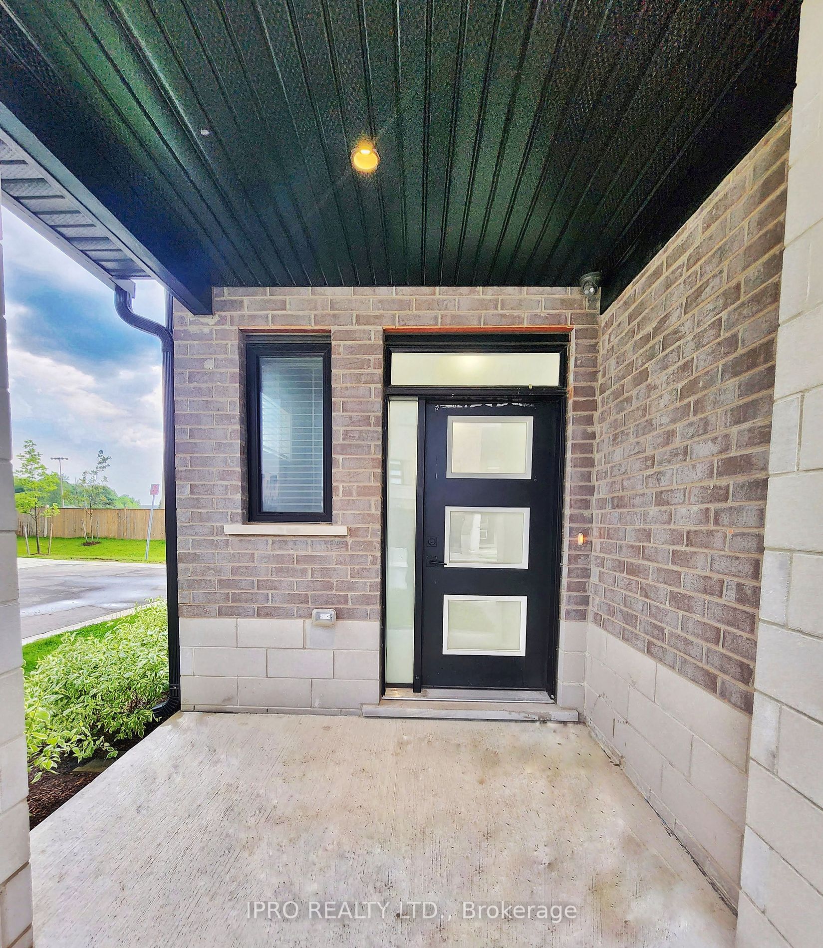 3380 Singleton Avenue #36