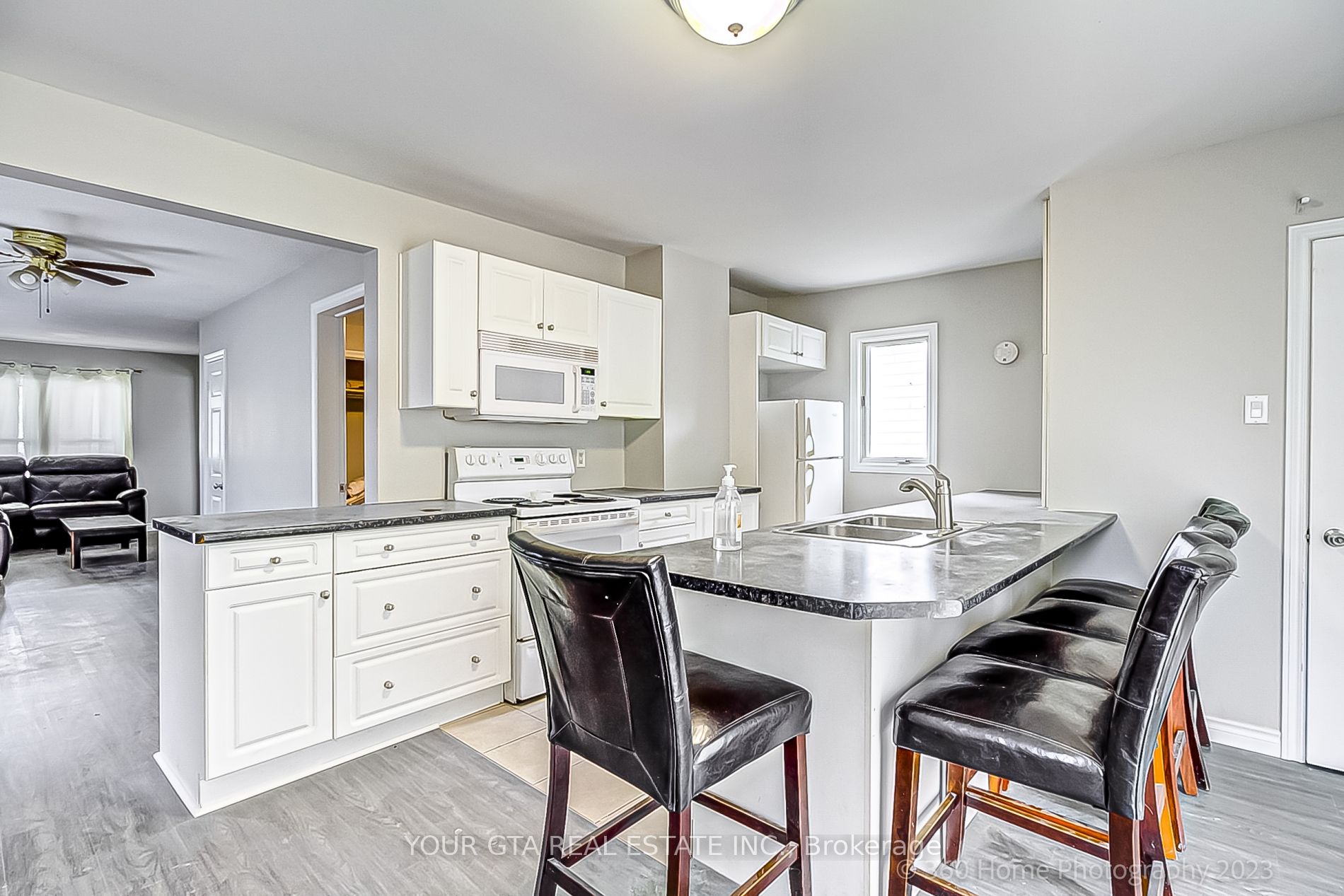 4699 Ryerson Crescent