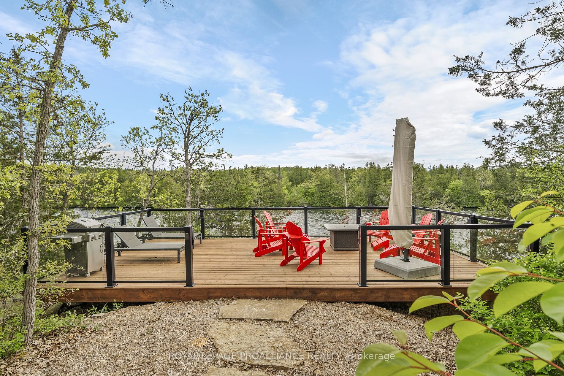 3 Riverside Trail