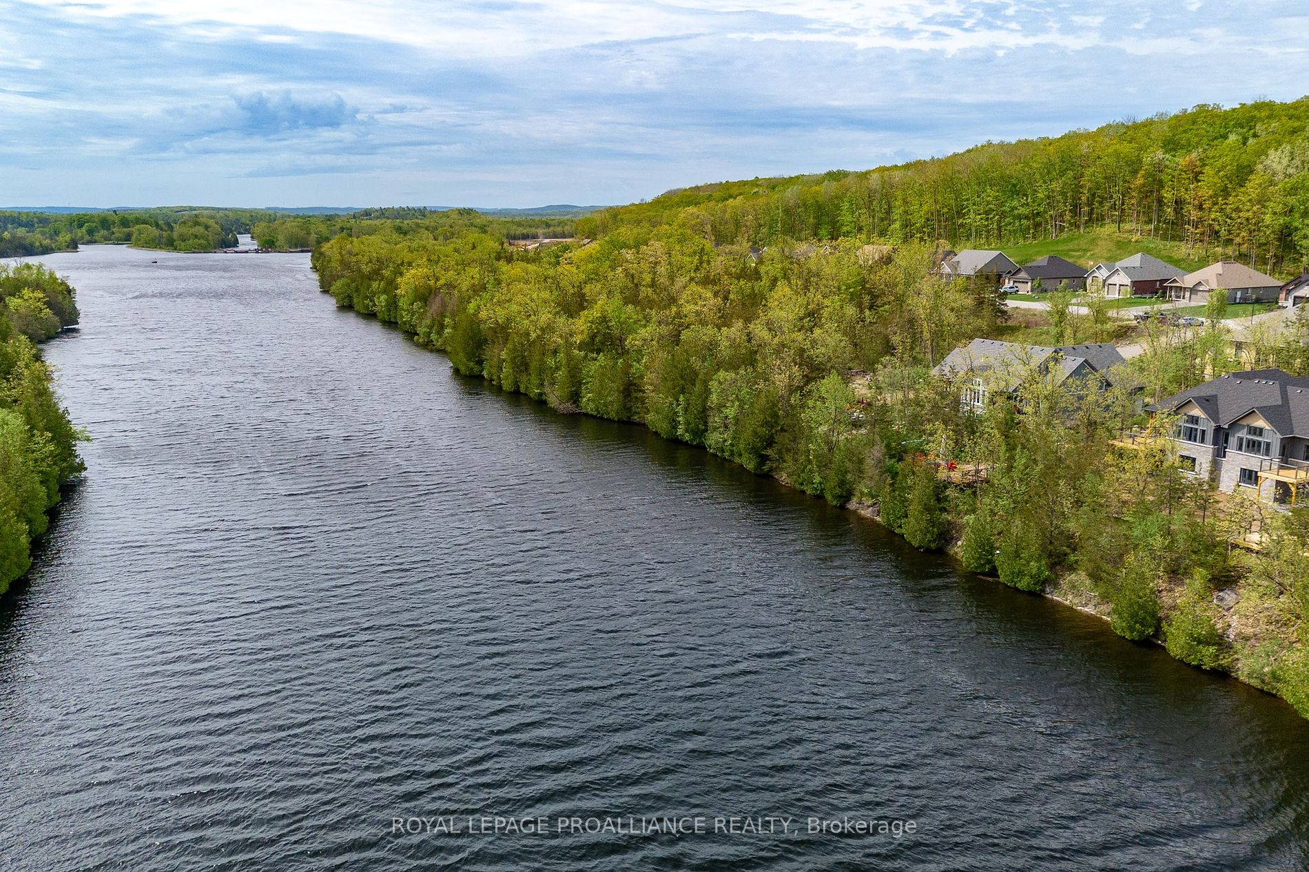 3 Riverside Trail