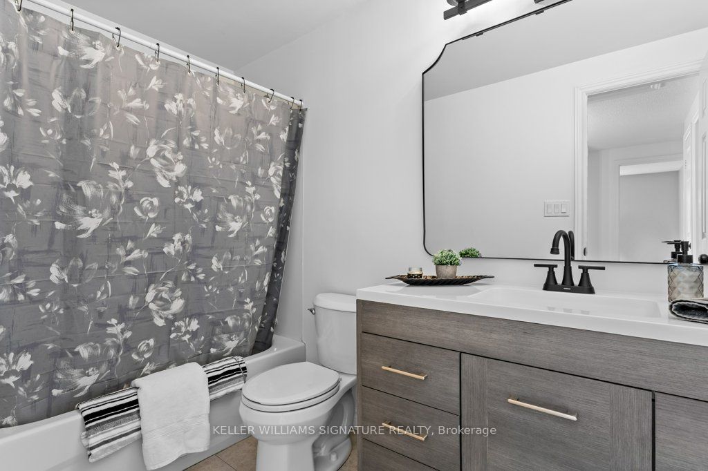409 Vine St, #3