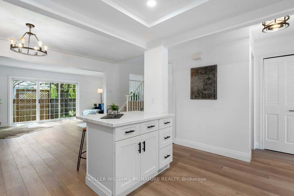 409 Vine St, #3